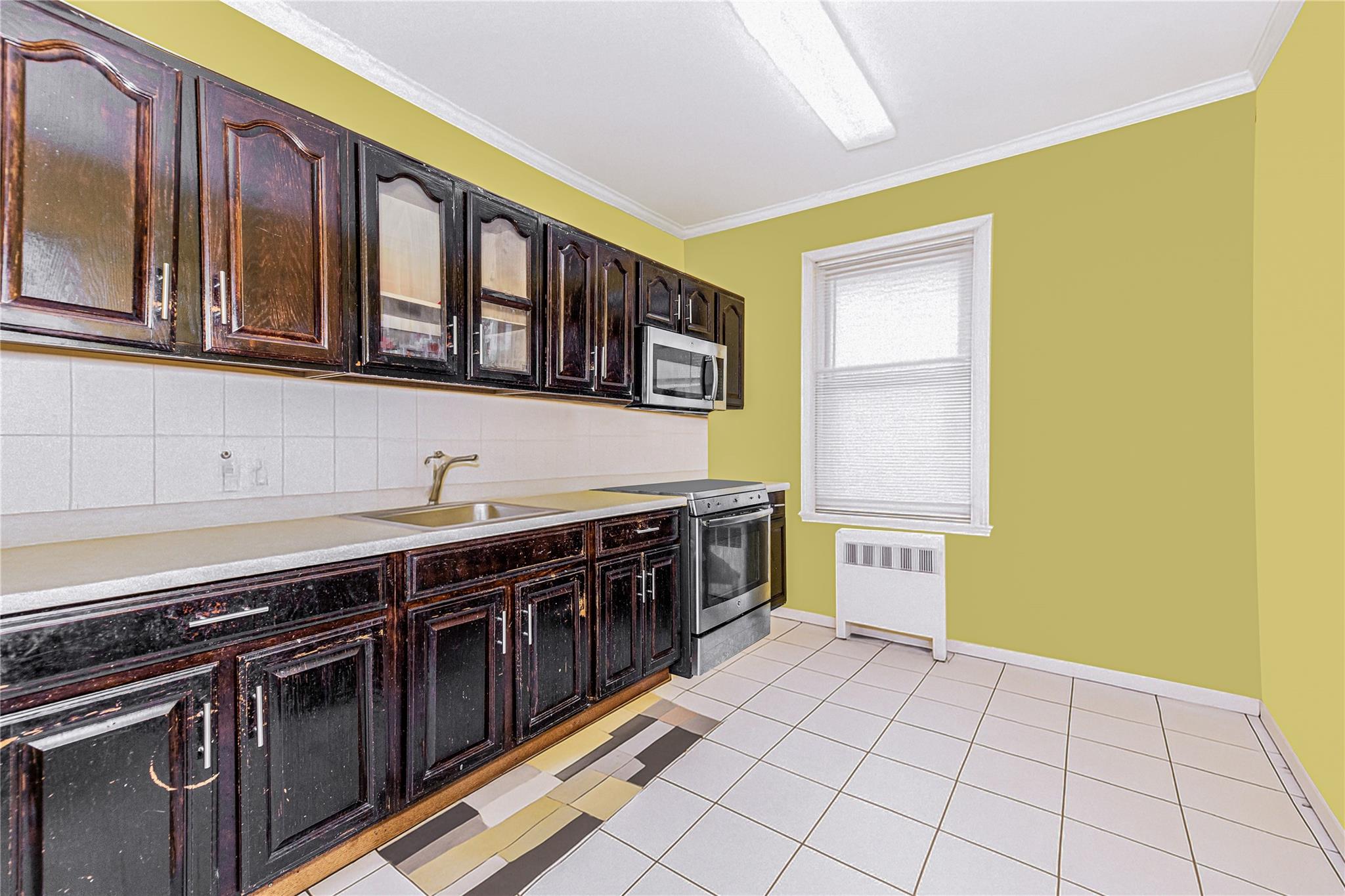 4101 Paulding Avenue, Bronx, NY 10466