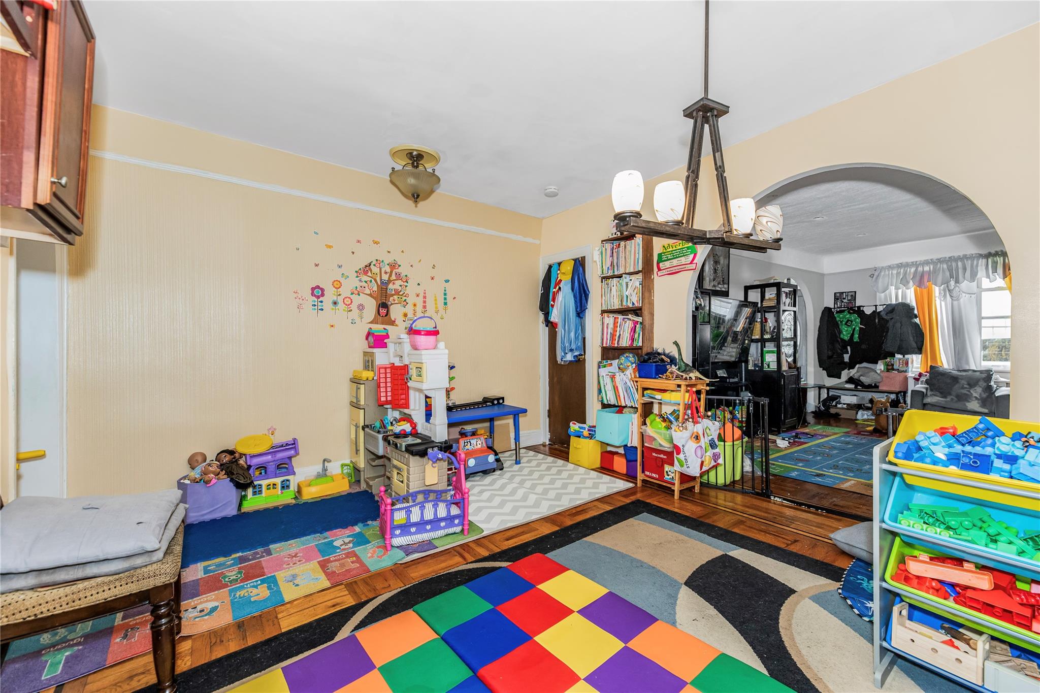 4101 Paulding Avenue, Bronx, NY 10466