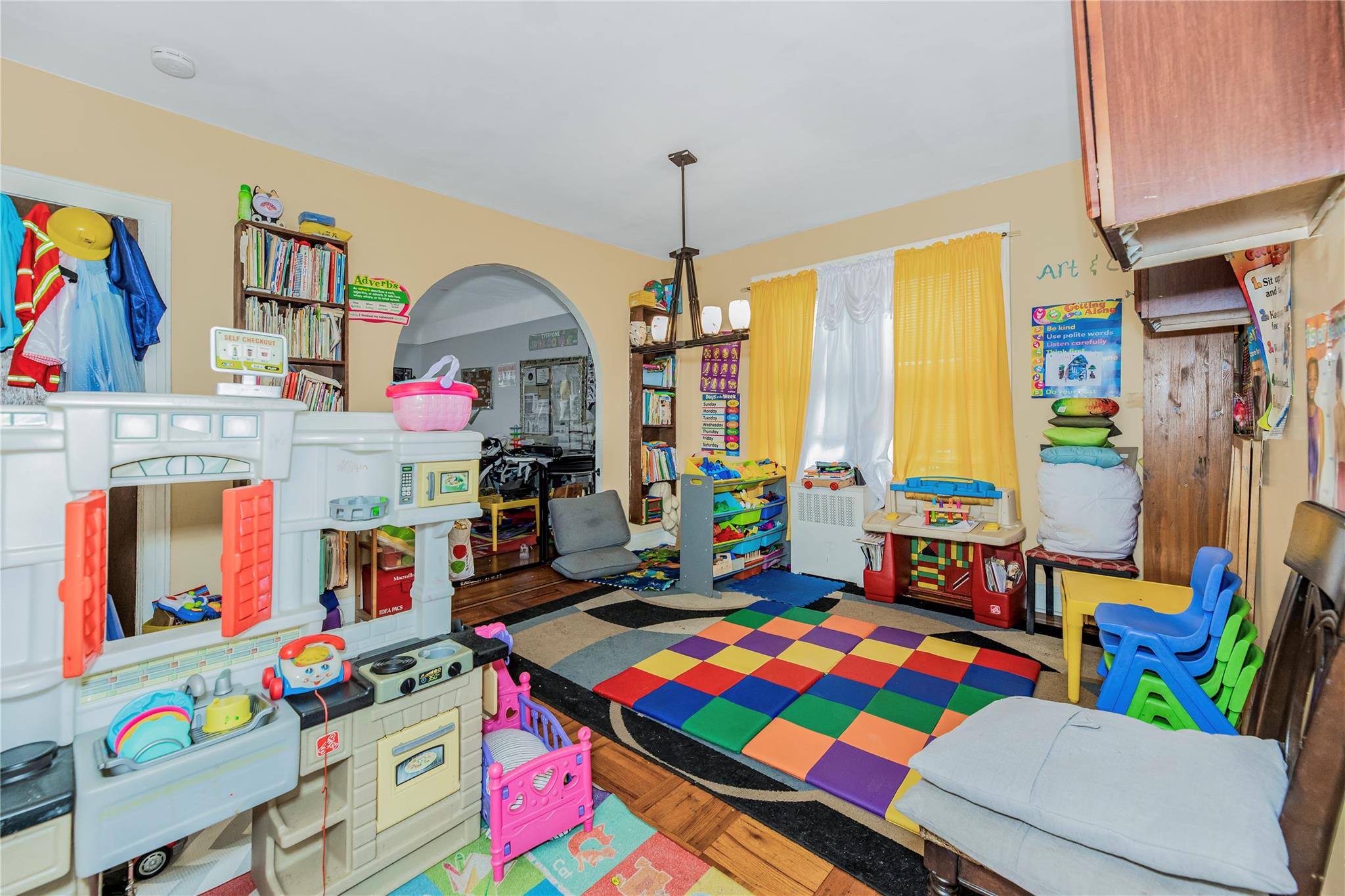 4101 Paulding Avenue, Bronx, NY 10466