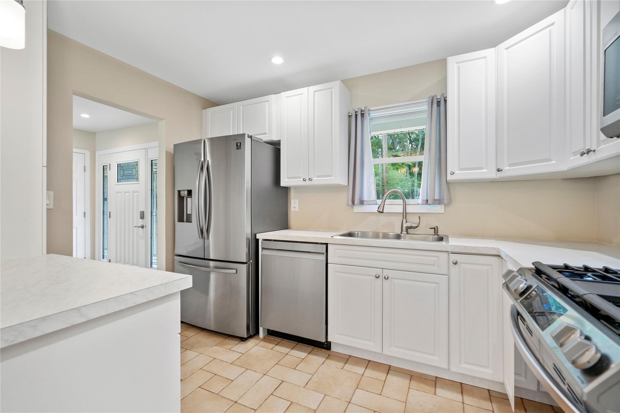 61 Brookhaven Drive, Rocky Point, NY 11778