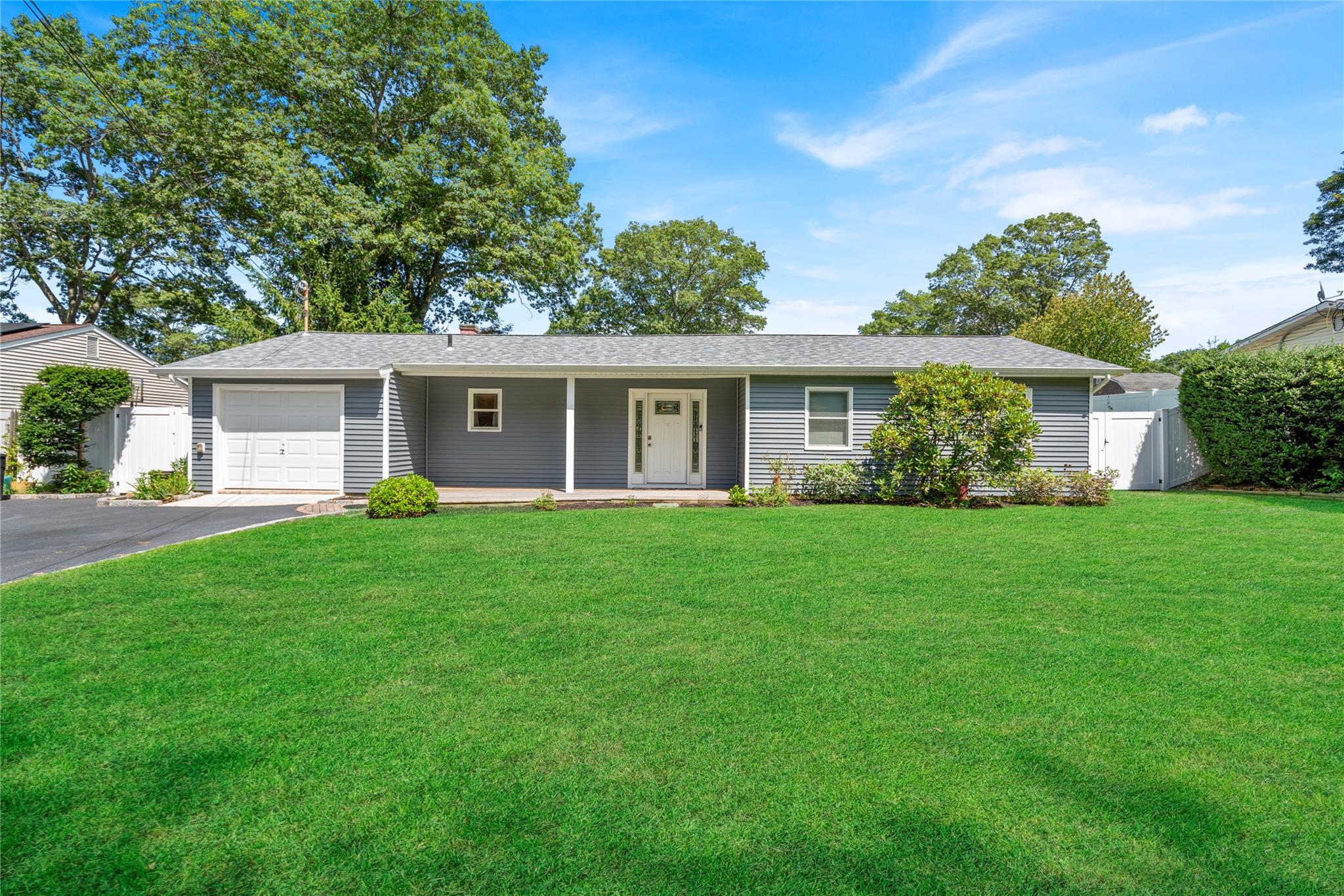 61 Brookhaven Drive, Rocky Point, NY 11778