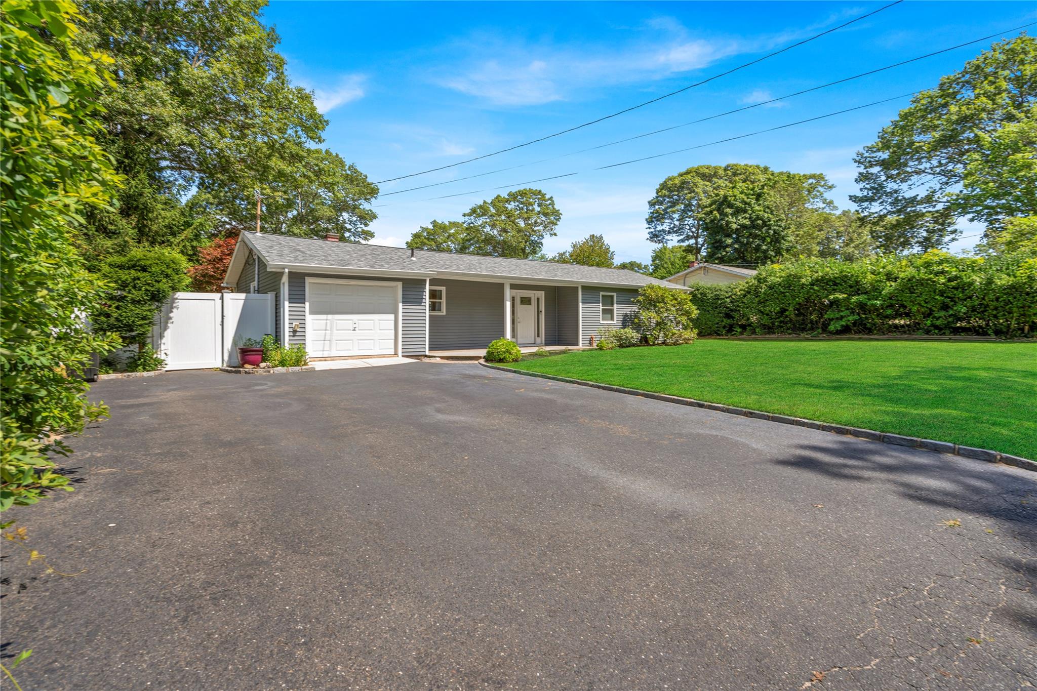 61 Brookhaven Drive, Rocky Point, NY 11778