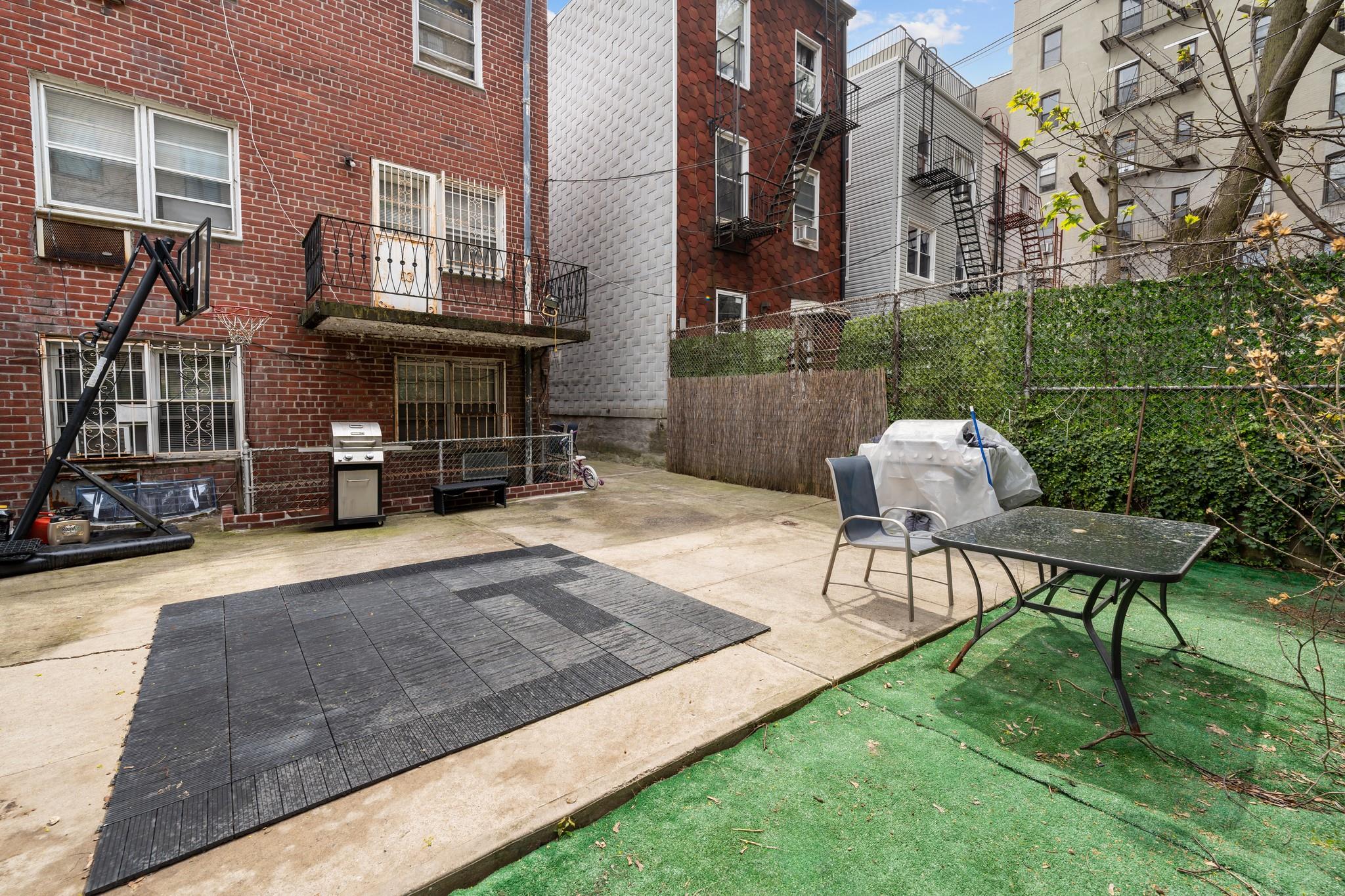 249 Newkirk Avenue, Brooklyn, NY 11230