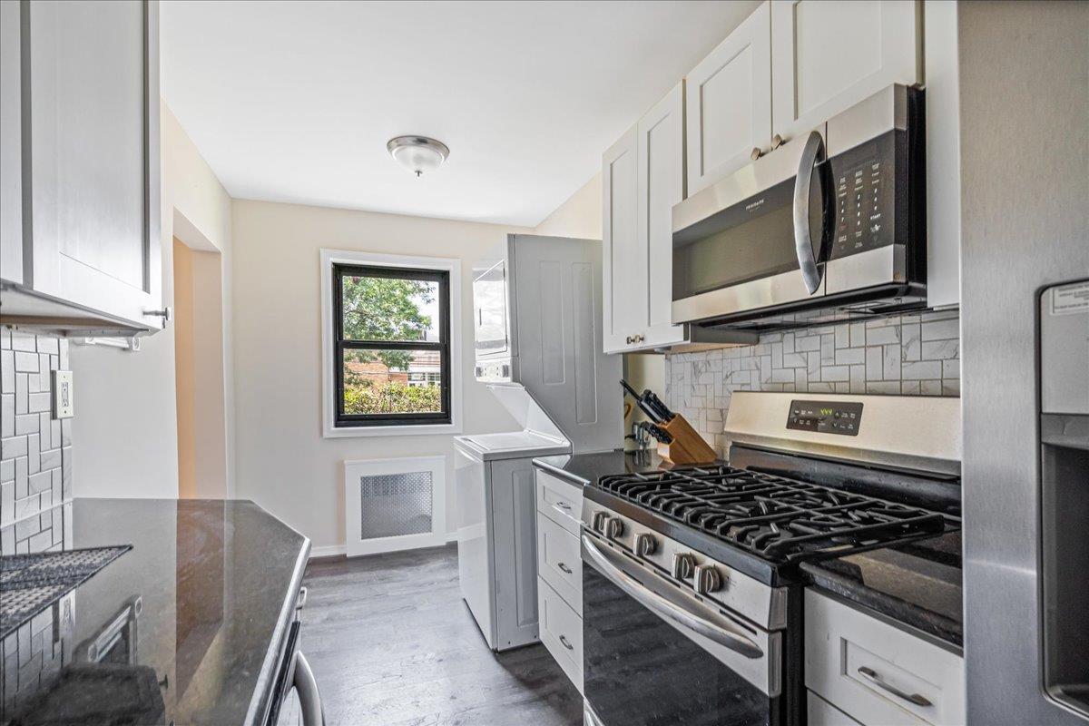 16-37 Utopia Parkway # 2-33, Whitestone, NY 11357