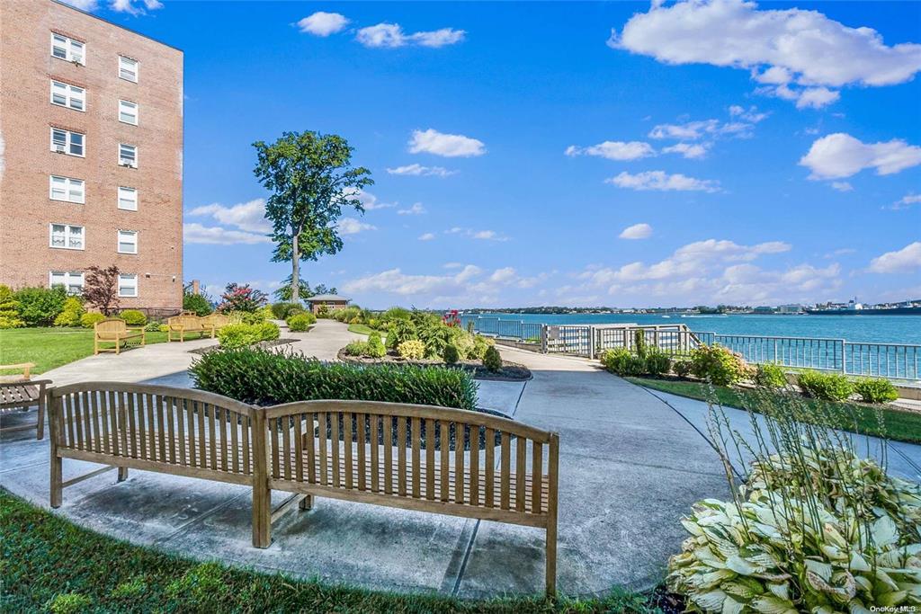 162-21 Powells Cove Boulevard # 3D, Beechhurst, NY 11357