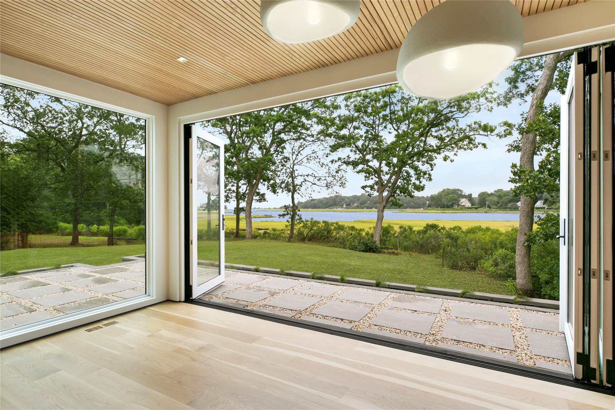 6370 Skunk Lane, Cutchogue, NY 11935