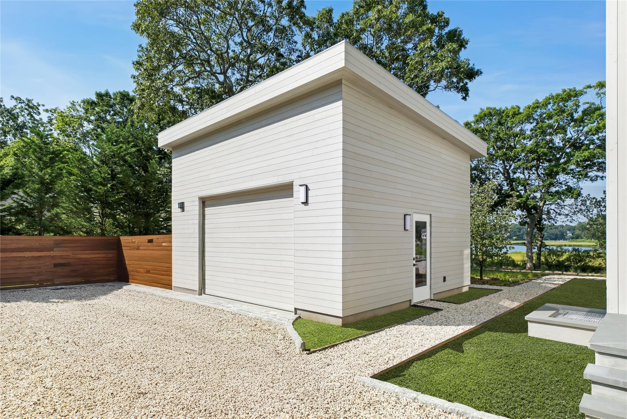 6370 Skunk Lane, Cutchogue, NY 11935