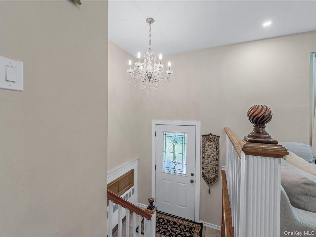 32 Southdown Road, Huntington, NY 11743