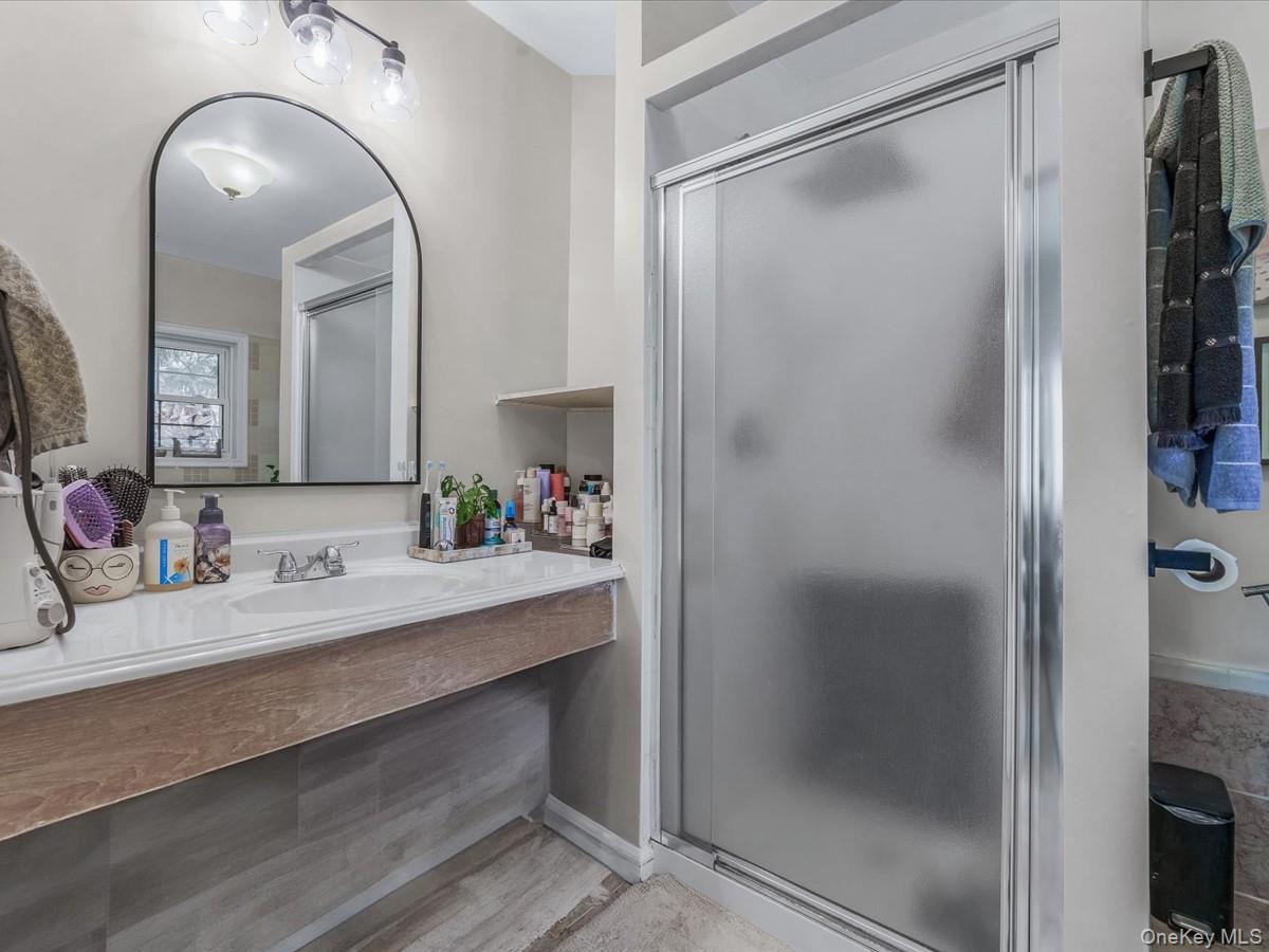 32 Southdown Road, Huntington, NY 11743