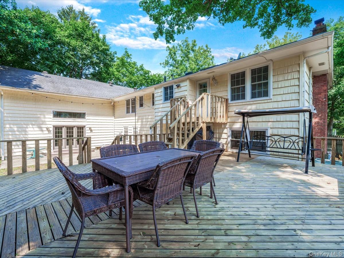 32 Southdown Road, Huntington, NY 11743