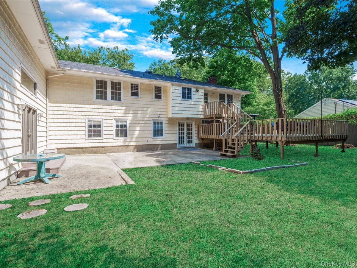 32 Southdown Road, Huntington, NY 11743