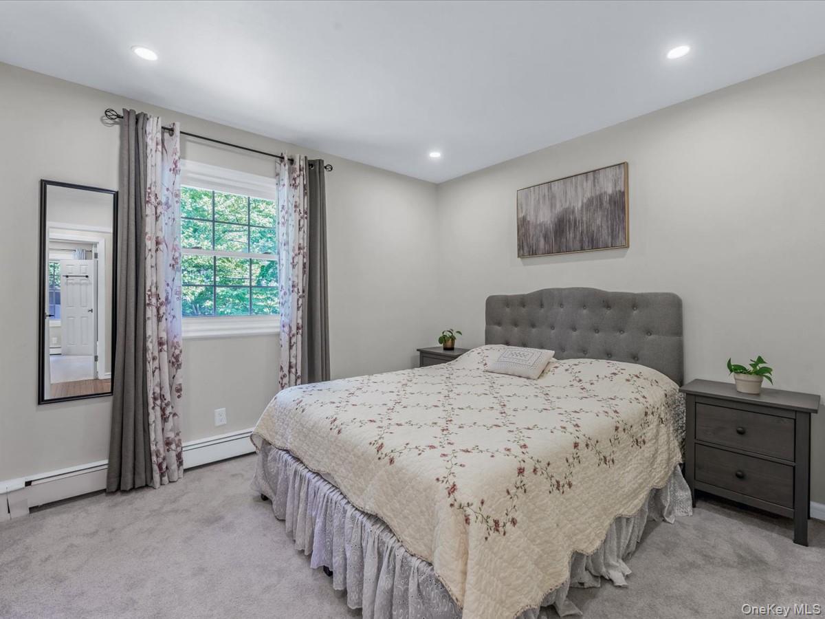 32 Southdown Road, Huntington, NY 11743