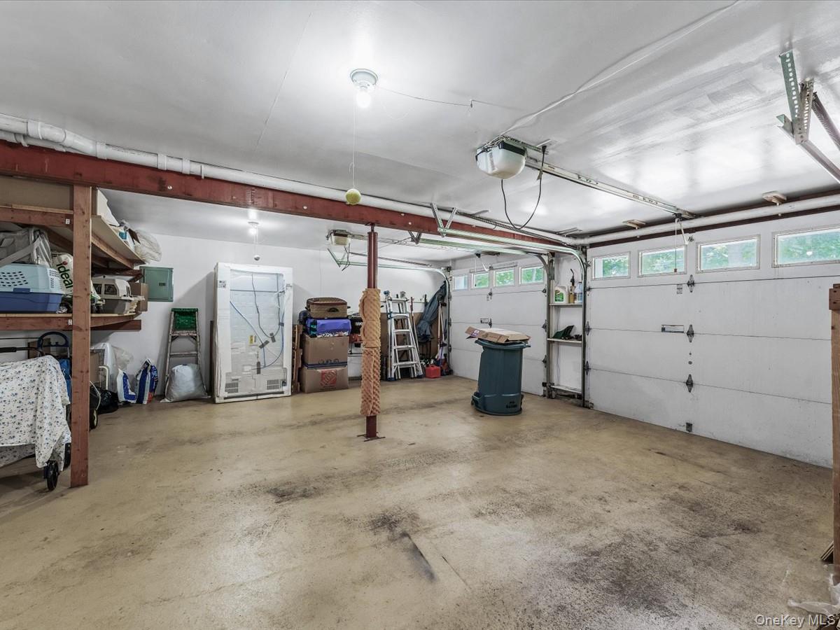 32 Southdown Road, Huntington, NY 11743