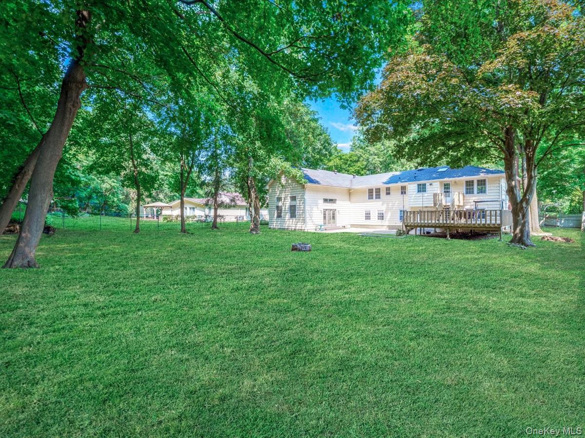 32 Southdown Road, Huntington, NY 11743