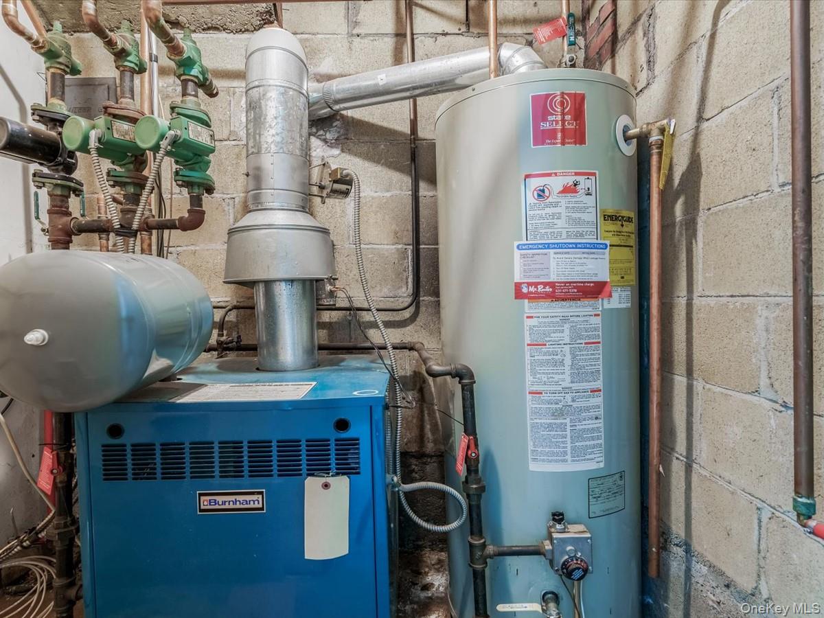 32 Southdown Road, Huntington, NY 11743