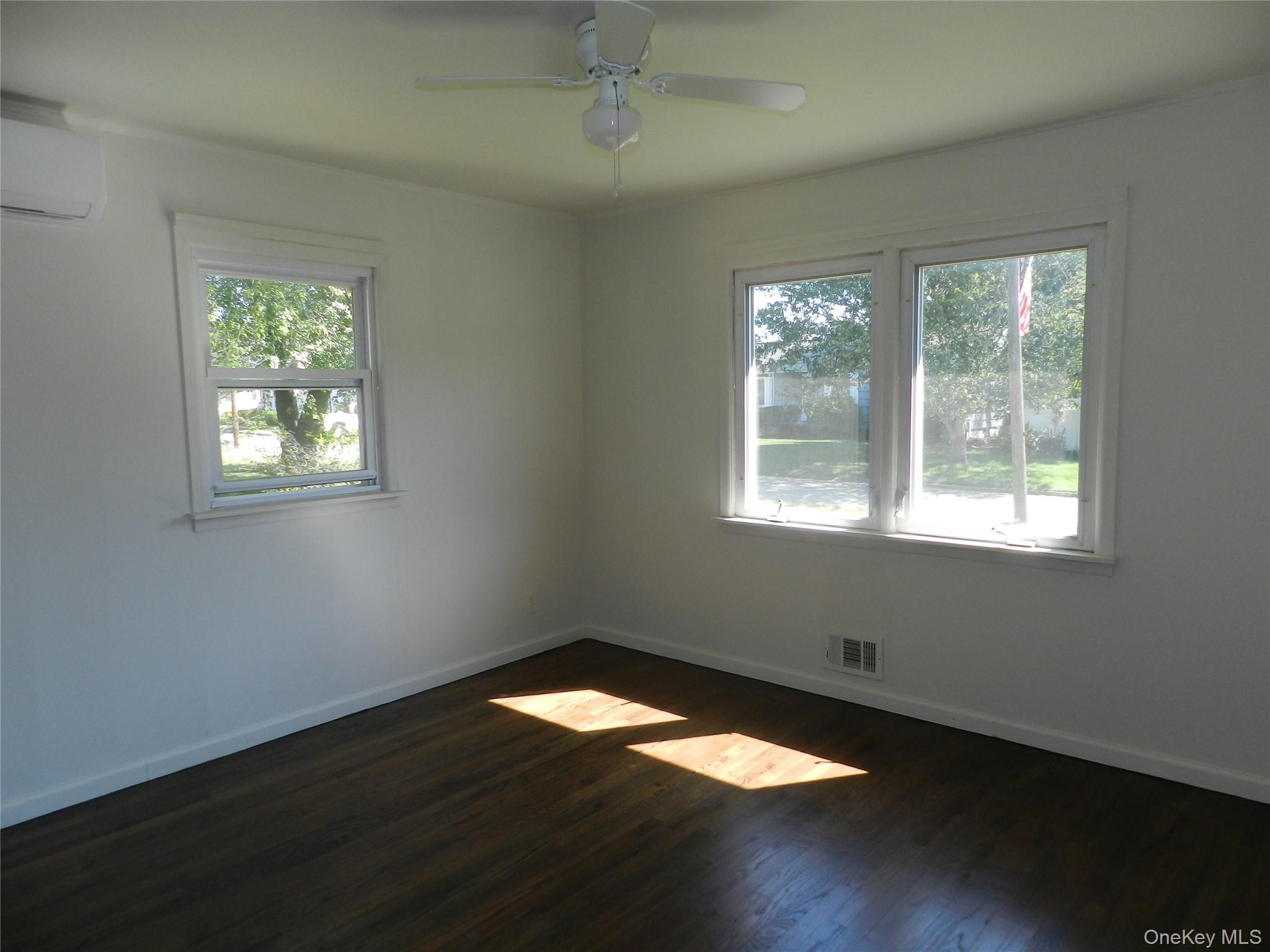 39 W 3rd Street, Patchogue, NY 11772