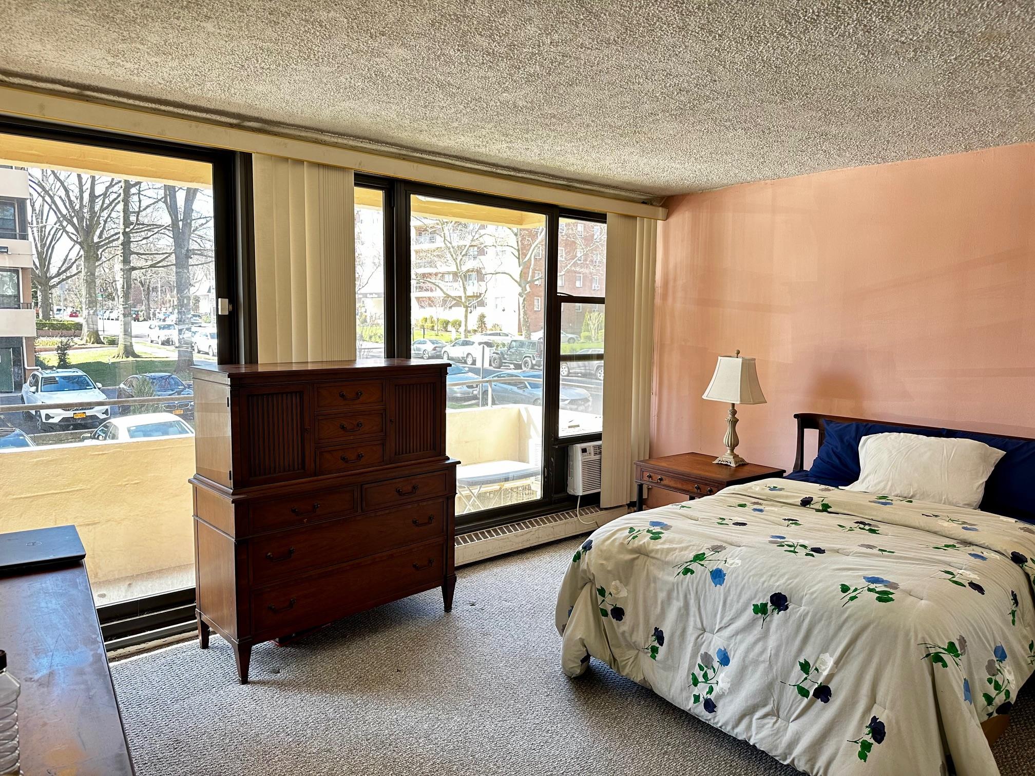 162-30 Powells Cove Boulevard # 2D, Beechhurst, NY 11357