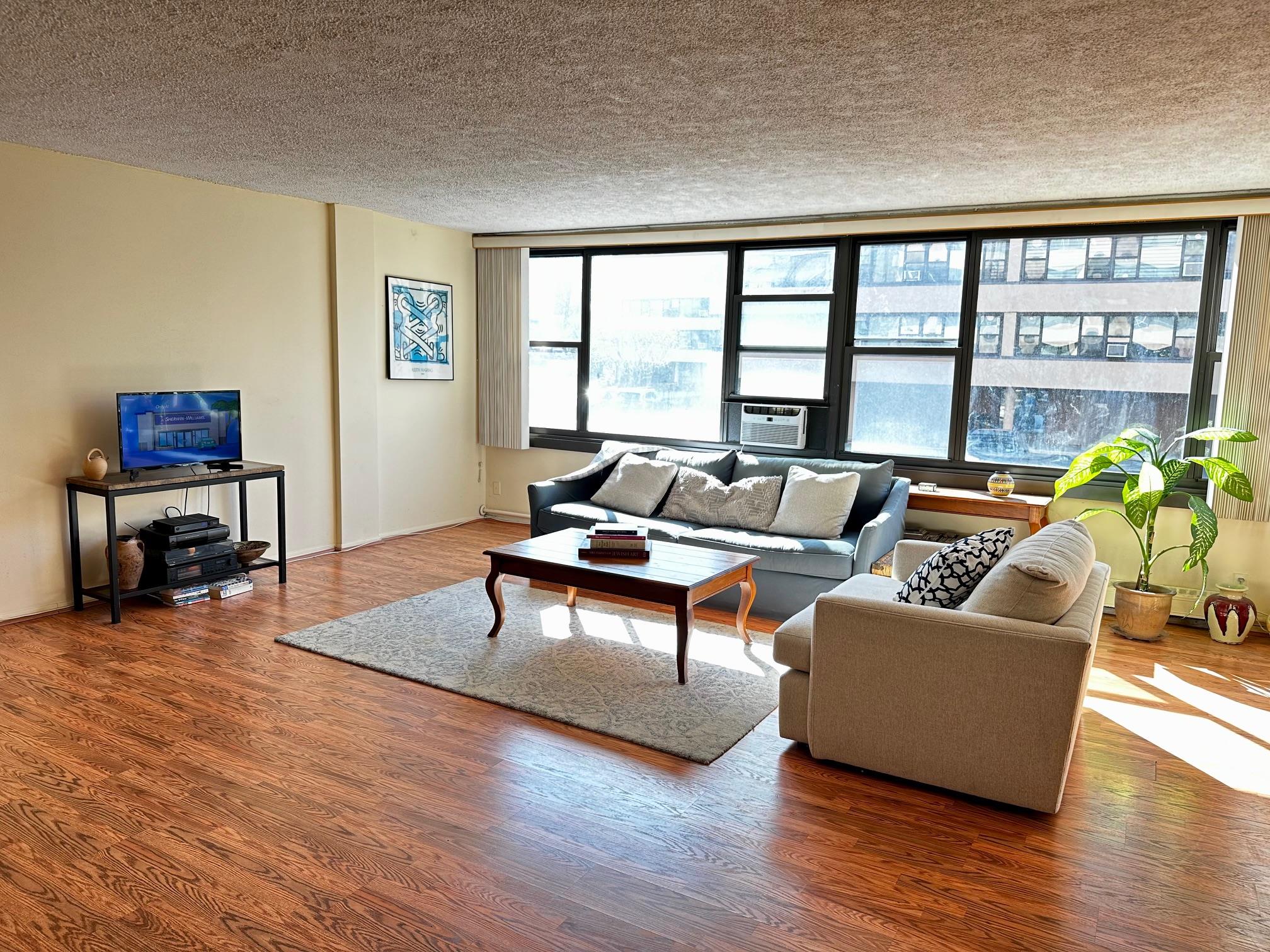 162-30 Powells Cove Boulevard # 2D, Beechhurst, NY 11357