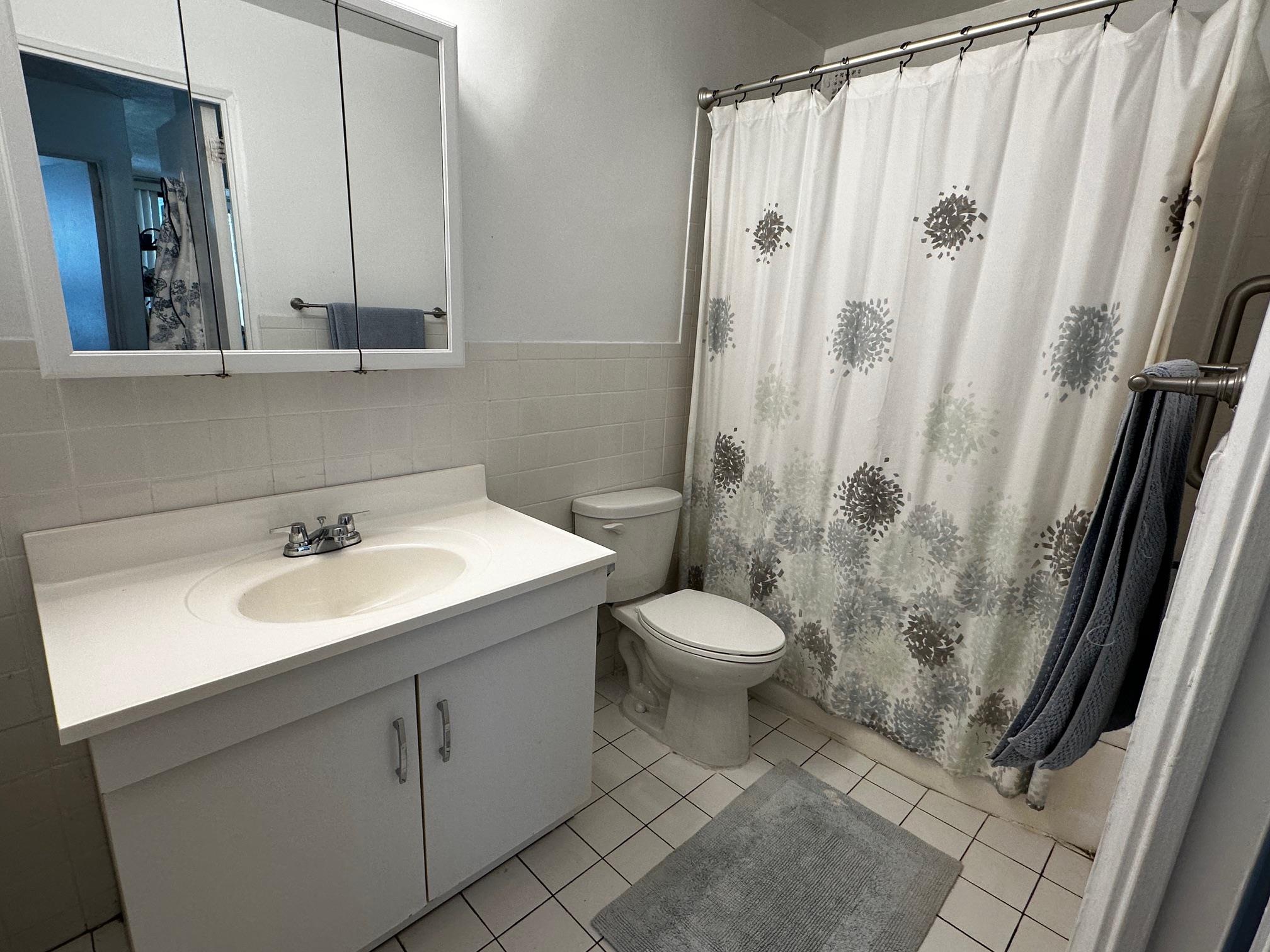 162-30 Powells Cove Boulevard # 2D, Beechhurst, NY 11357