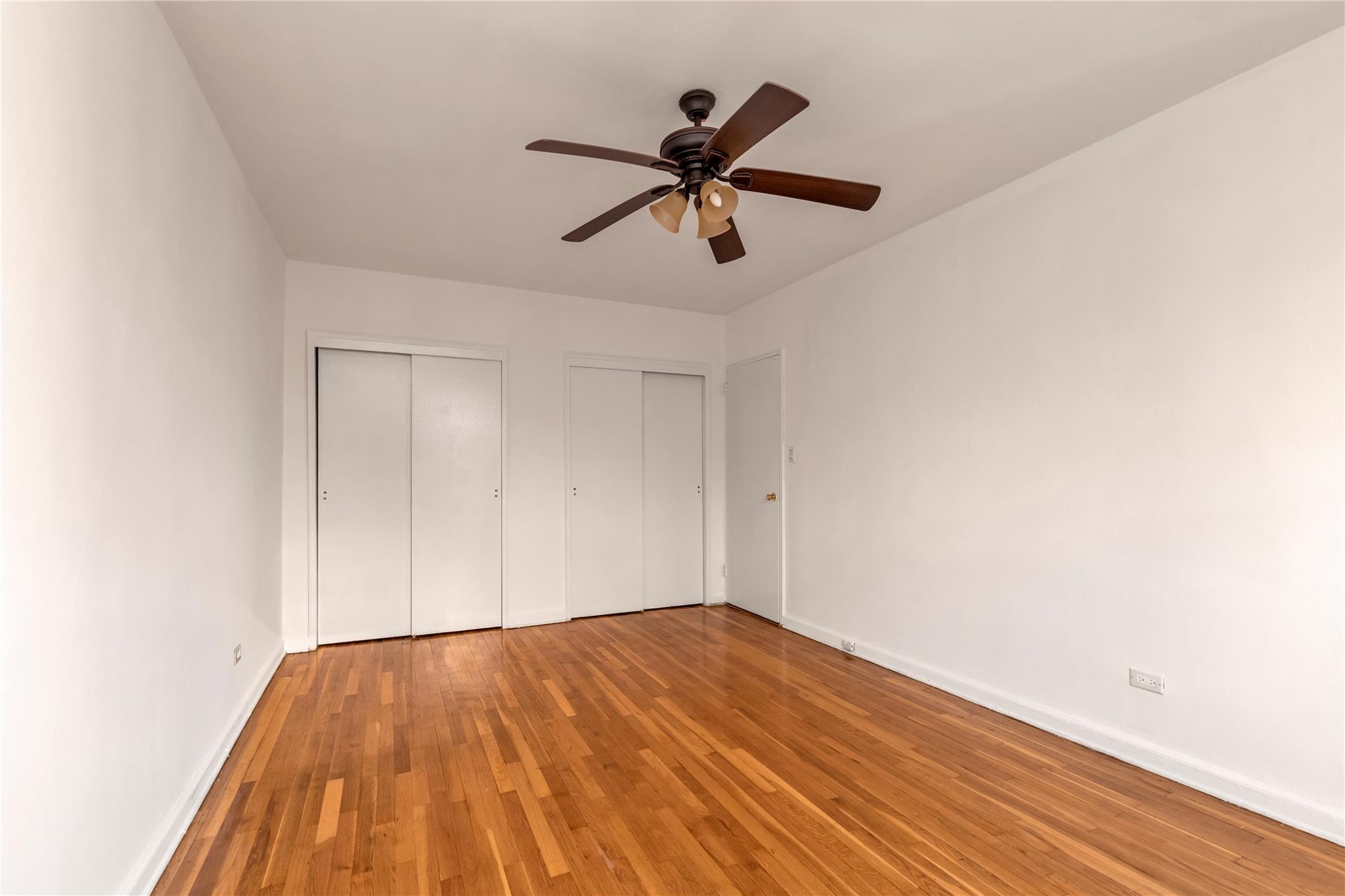 141-05 Pershing Crescent # 210, Briarwood, NY 11432