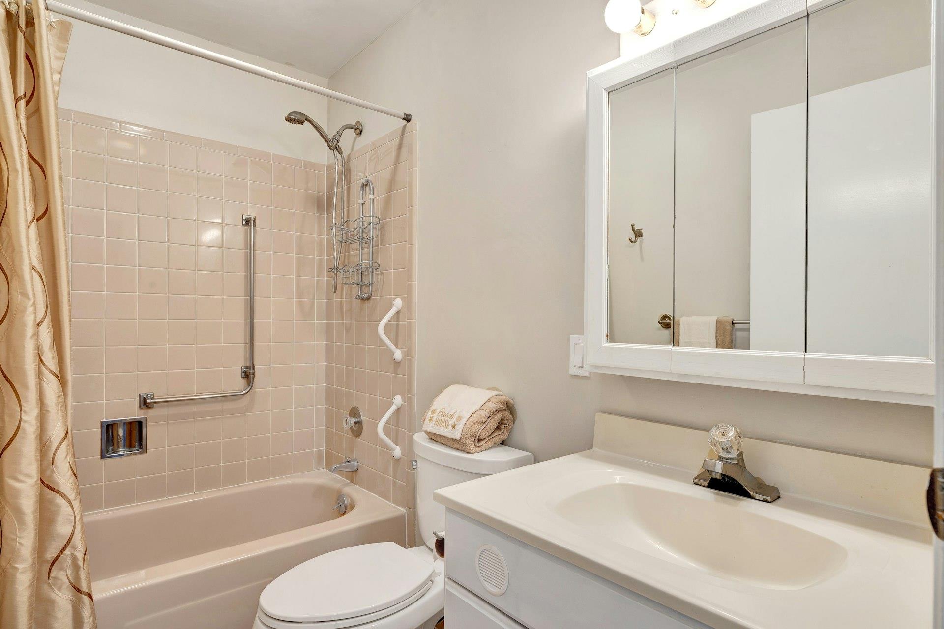 164 Falmouth Court # E, Ridge, NY 11961