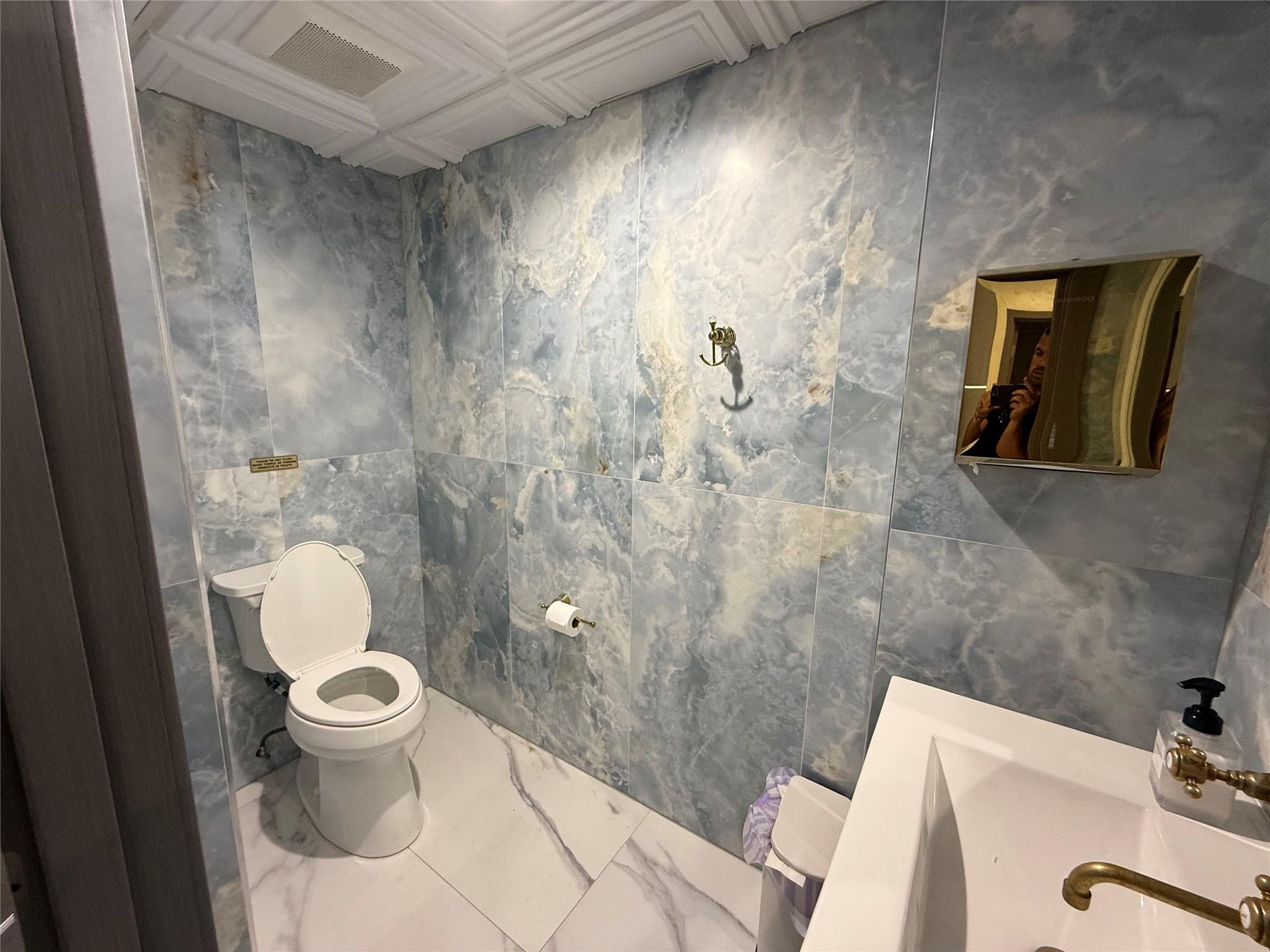 266 Main Street, Huntington, NY 11743