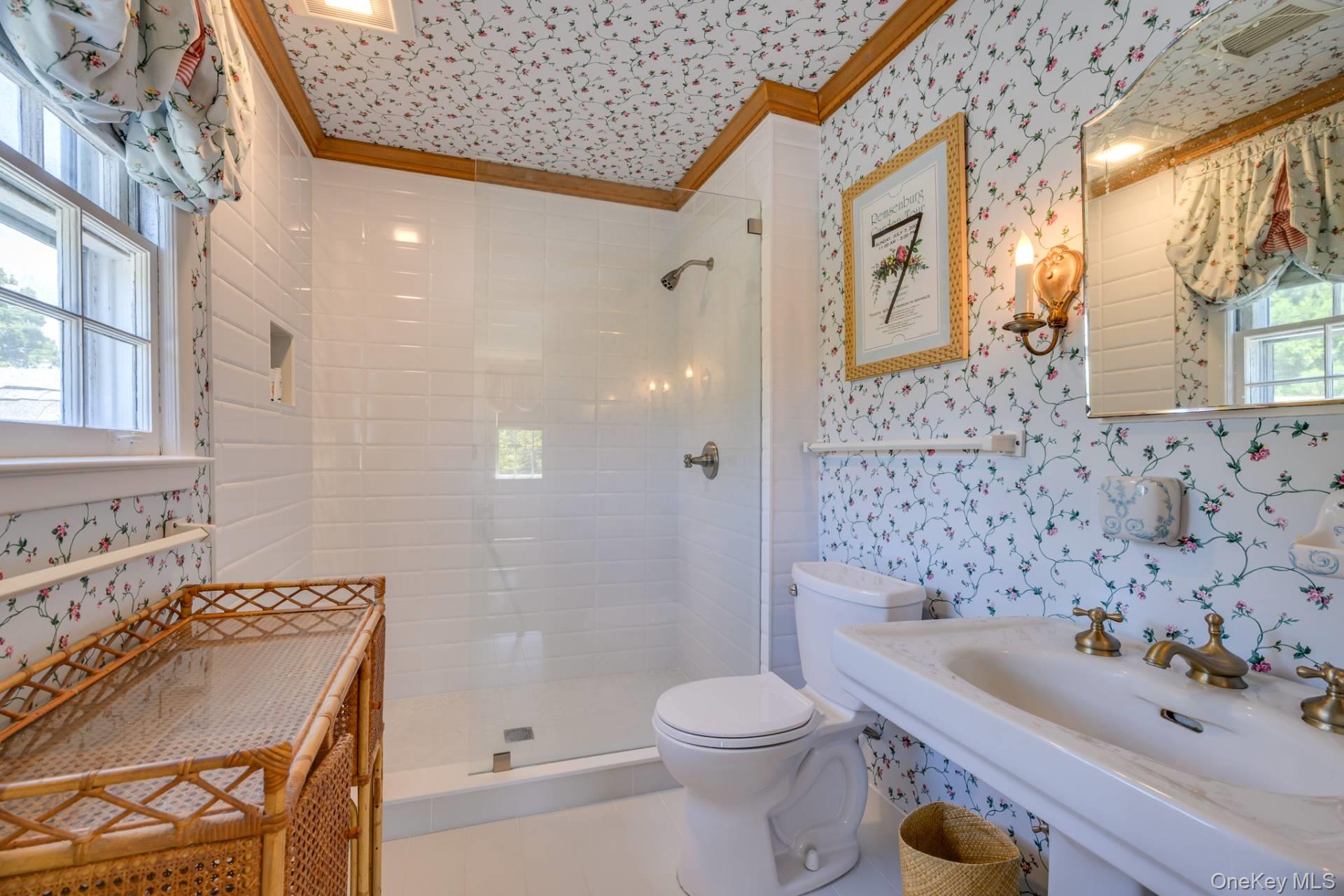 53 Shore Road, Remsenburg, NY 11960