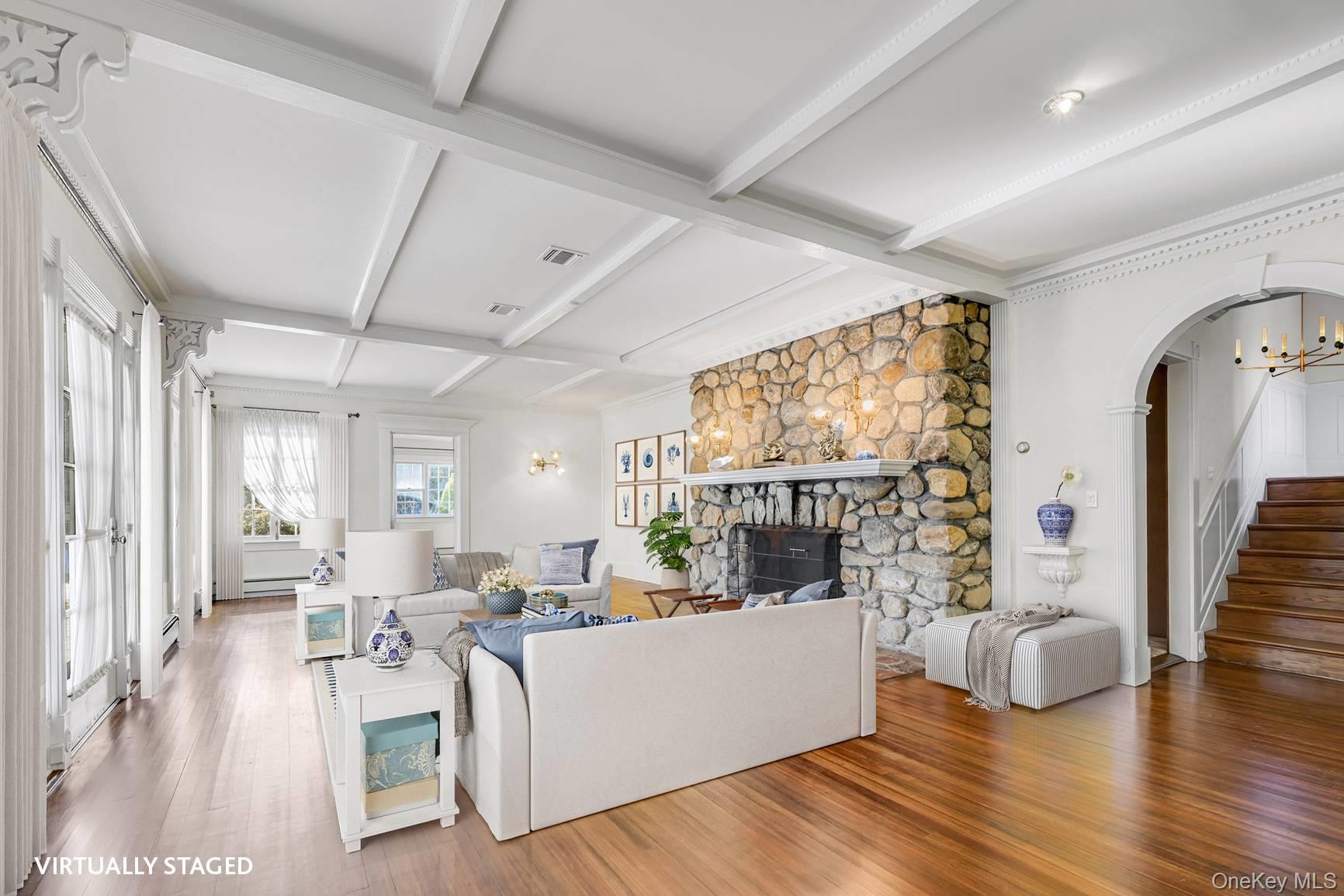 53 Shore Road, Remsenburg, NY 11960