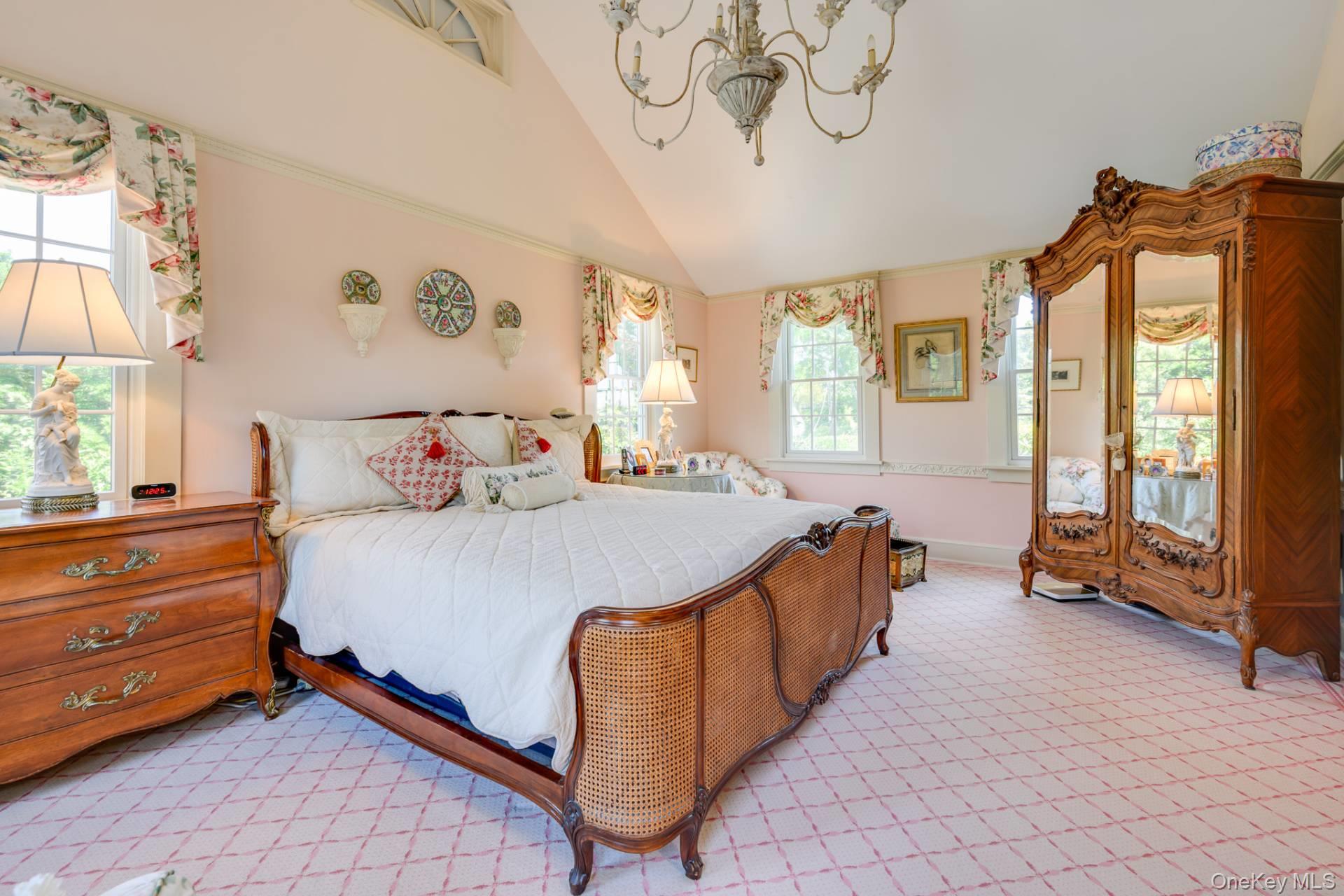 53 Shore Road, Remsenburg, NY 11960