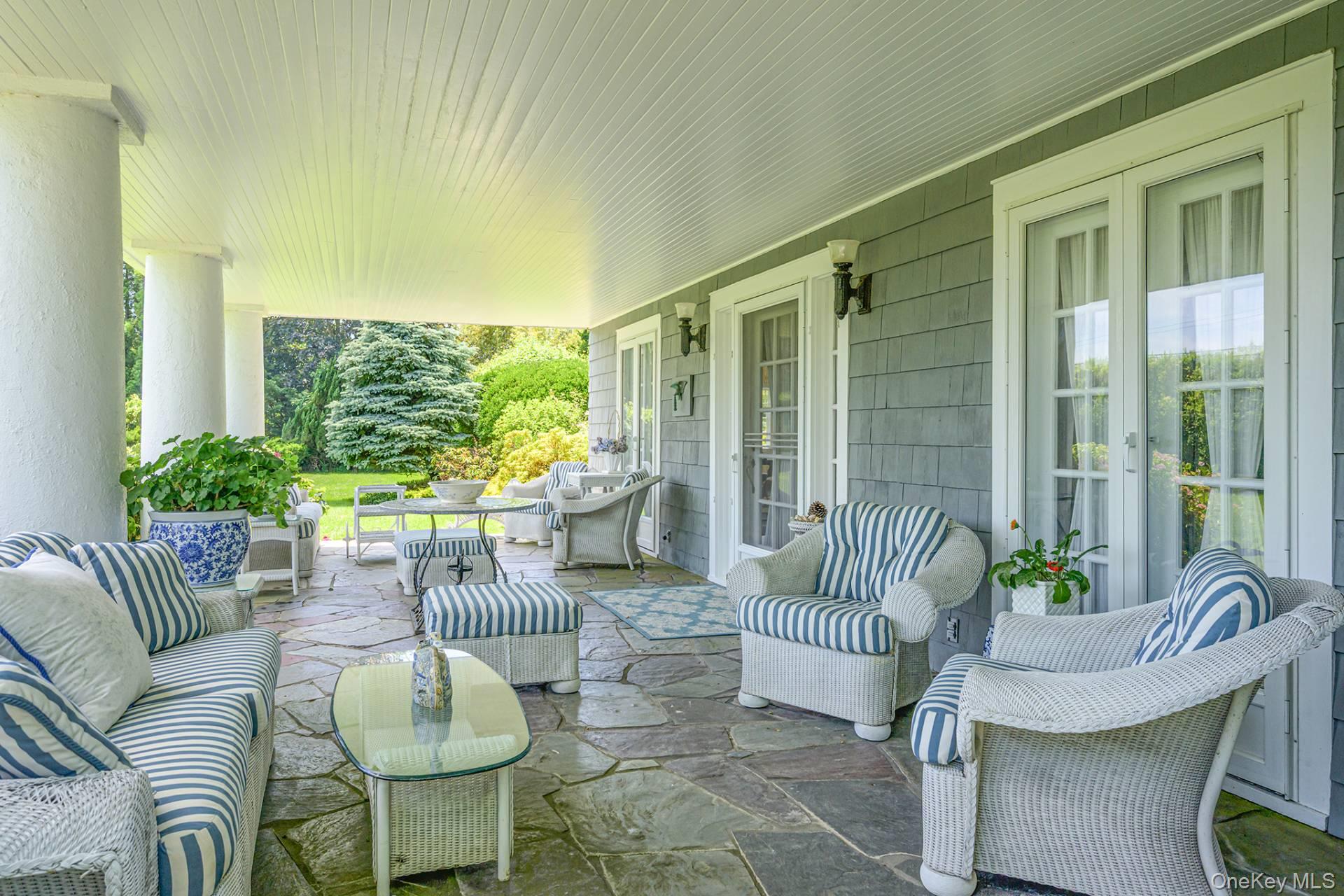 53 Shore Road, Remsenburg, NY 11960