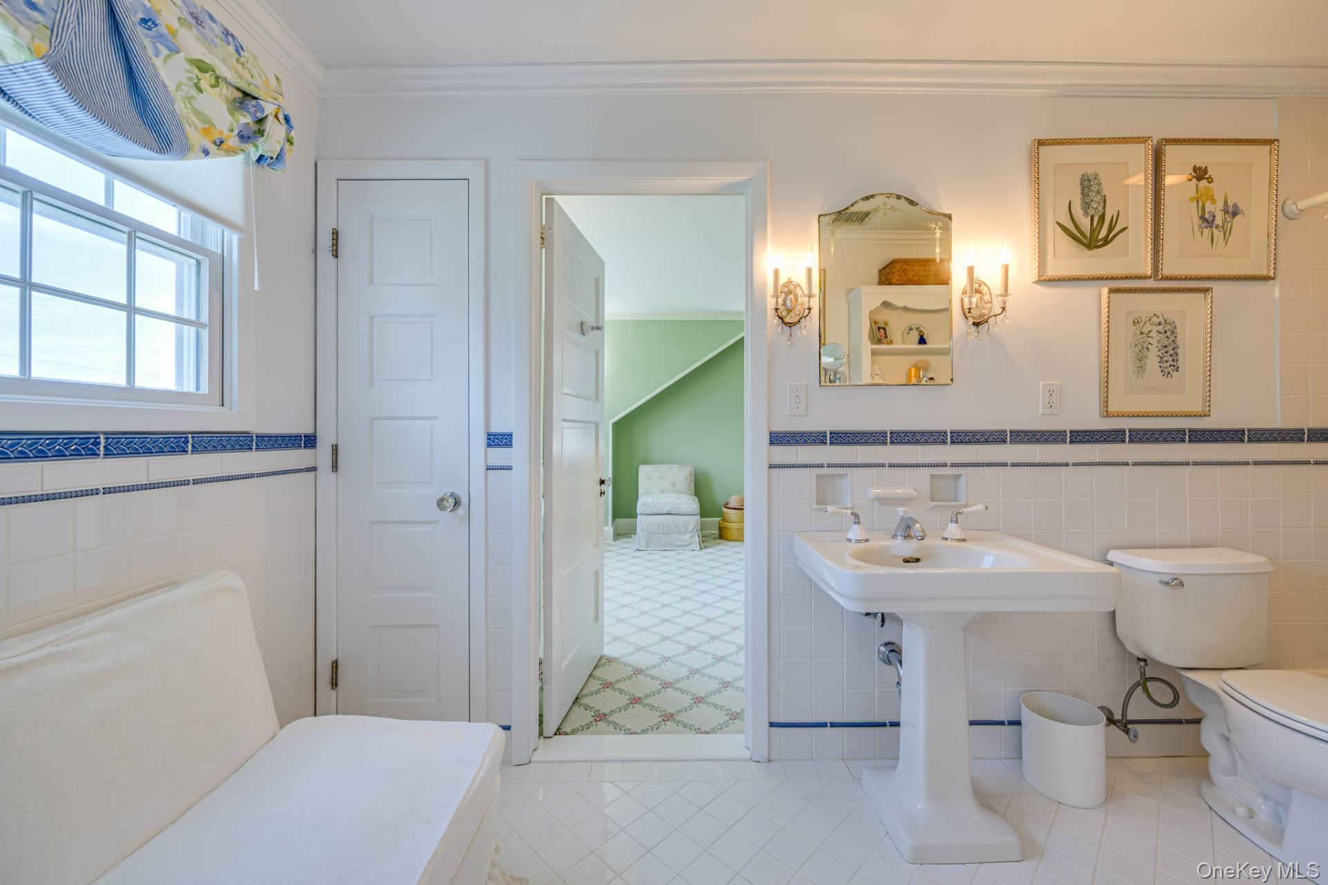 53 Shore Road, Remsenburg, NY 11960