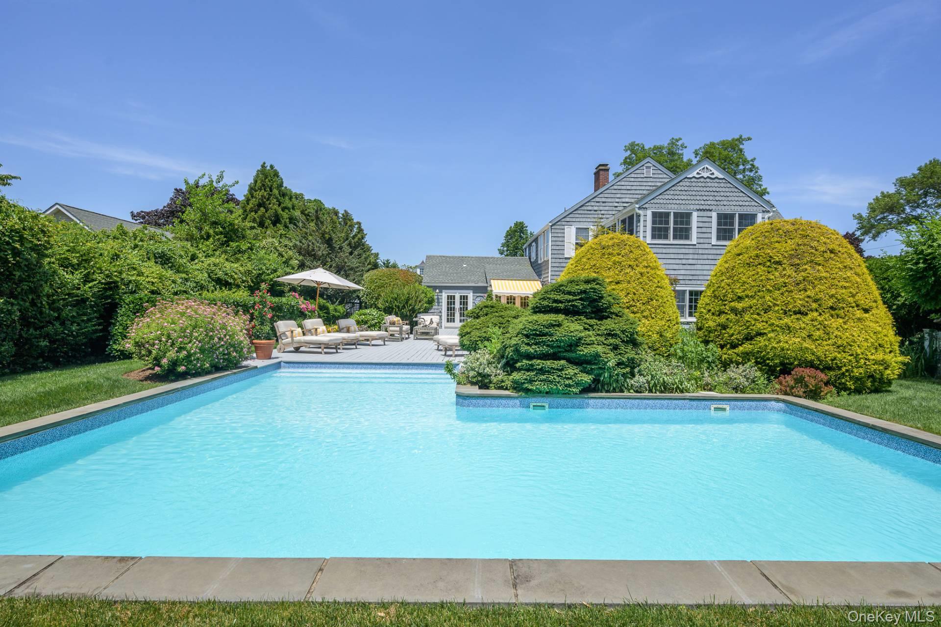 53 Shore Road, Remsenburg, NY 11960