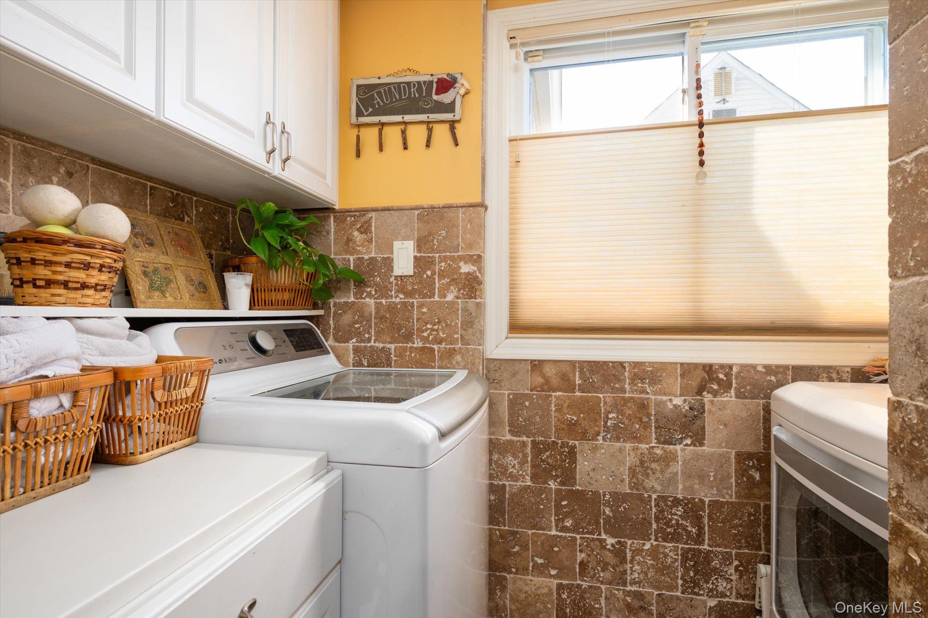 685 Gardiners Avenue, Levittown, NY 11756