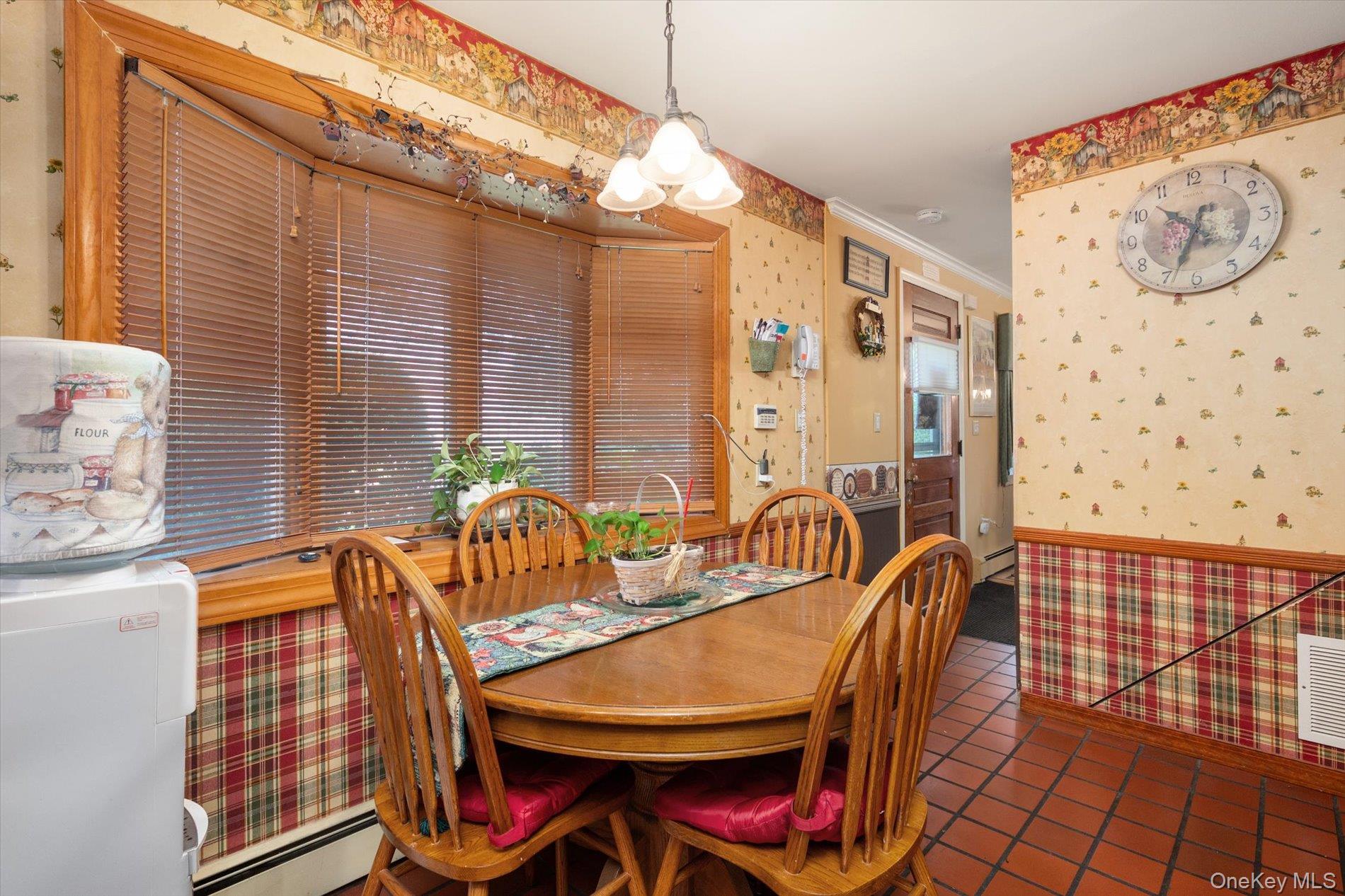 685 Gardiners Avenue, Levittown, NY 11756