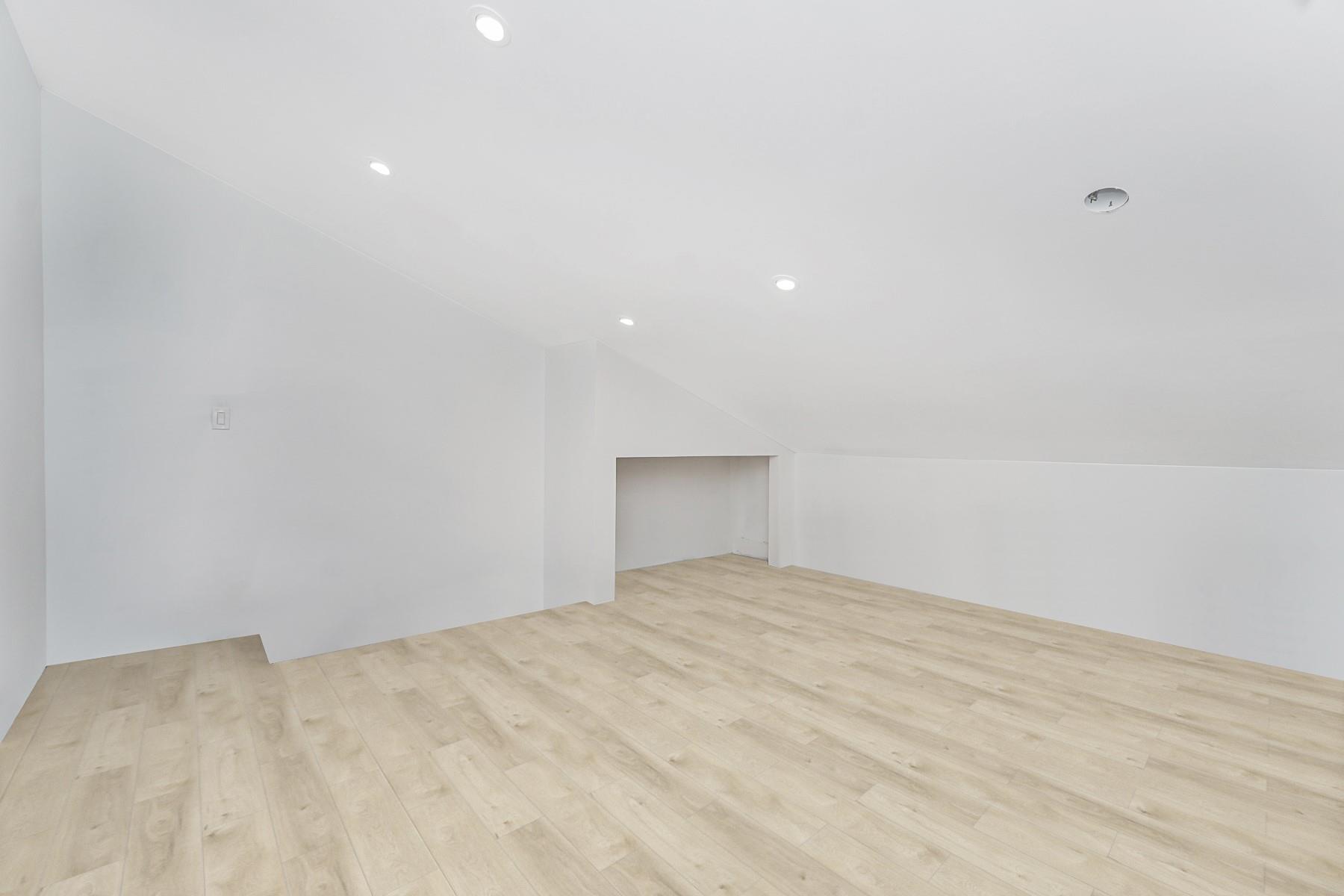 25 Fuller Court # A, Staten Island, NY 10306