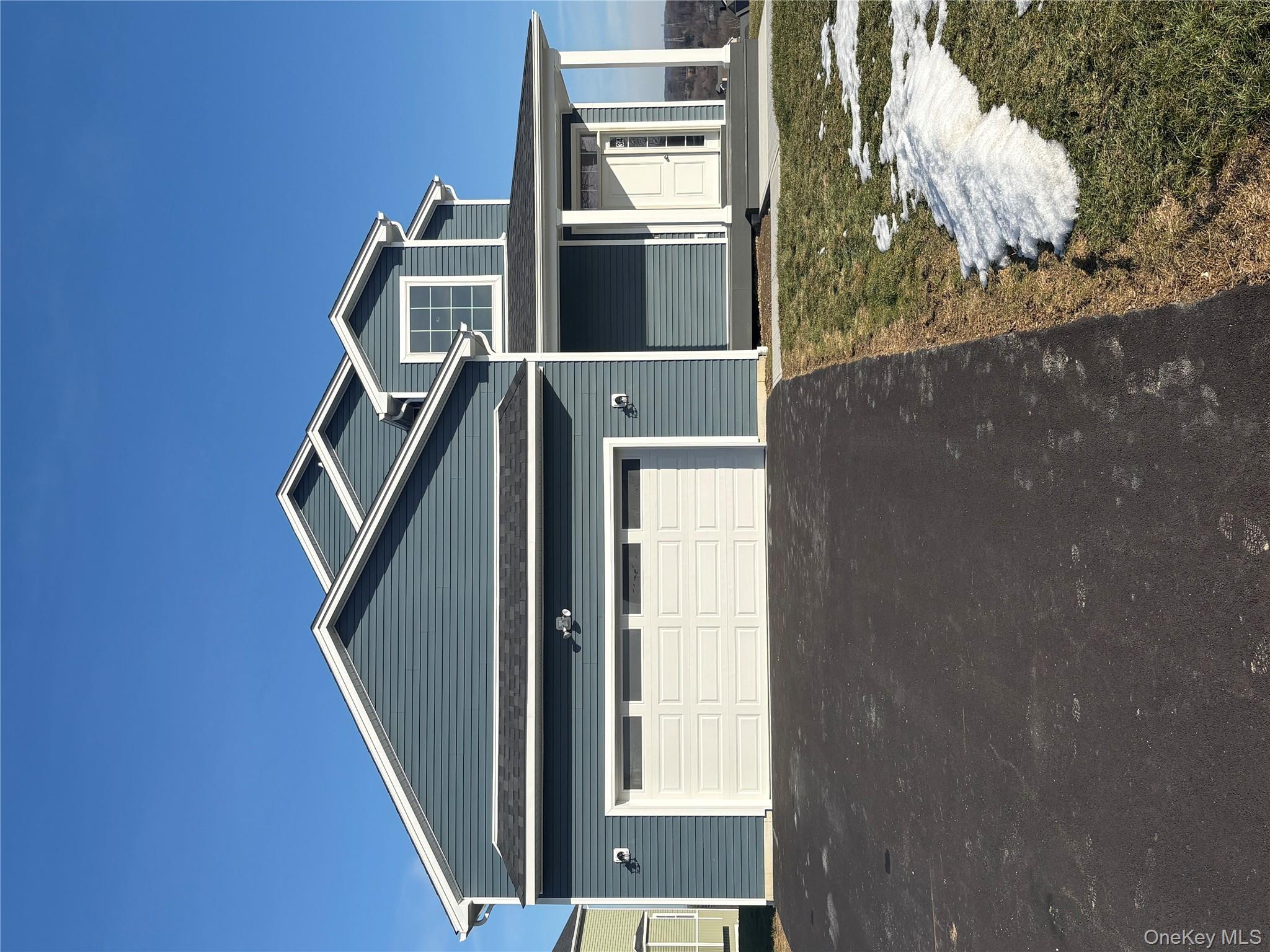 34 Dartmouth Drive, Poughkeepsie, NY 12603