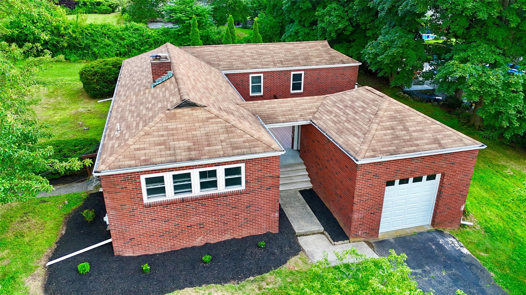 11 Willow Lane, New Windsor, NY 12553