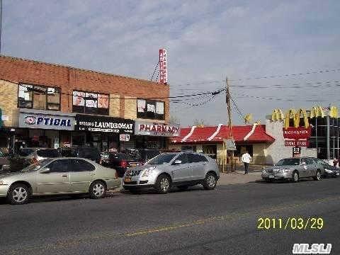 72-63 Kissena Boulevard, Flushing, NY 11367