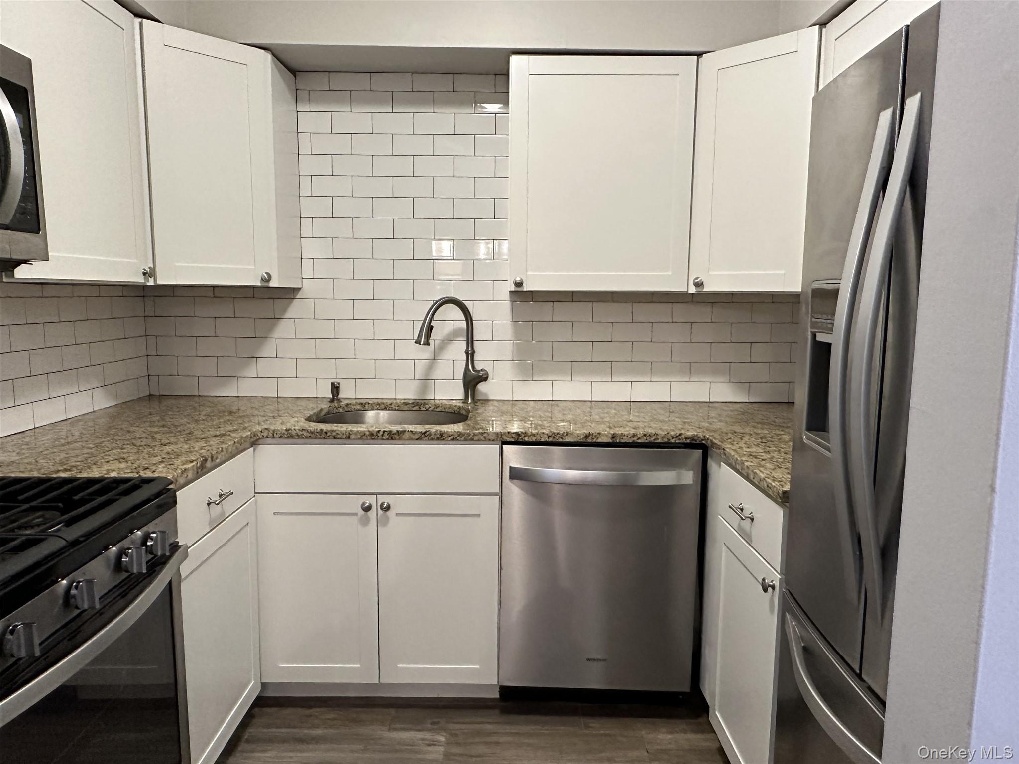 94 Bailey Court # 94, Middle Island, NY 11953