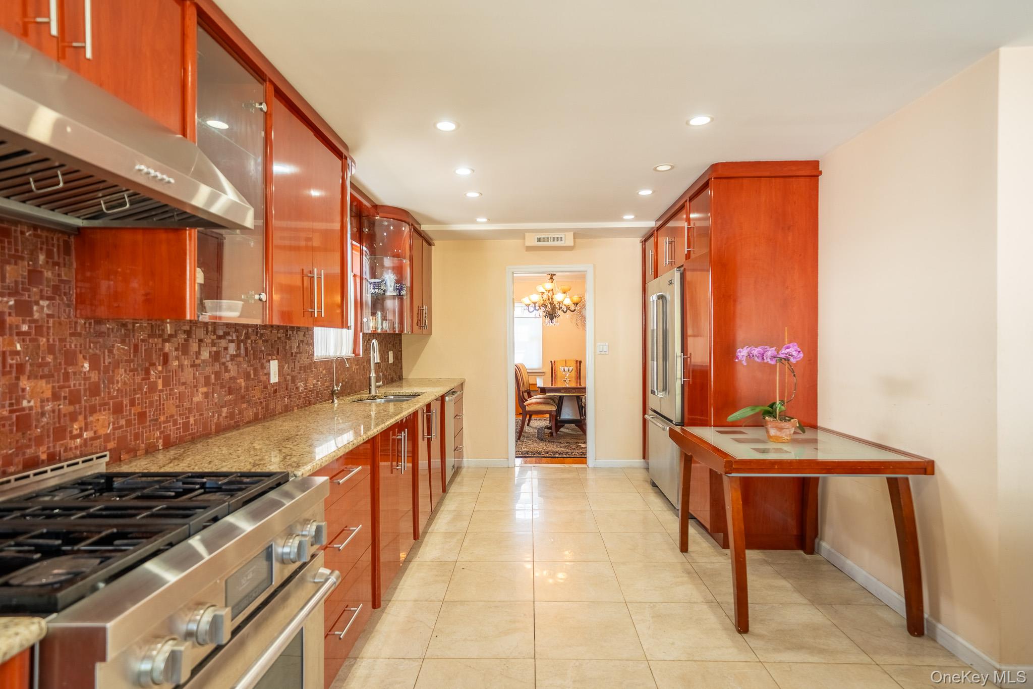 75-22 186th Street, Fresh Meadows, NY 11366