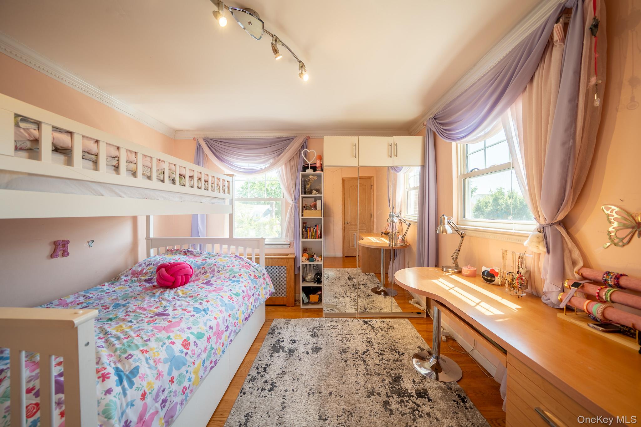 75-22 186th Street, Fresh Meadows, NY 11366