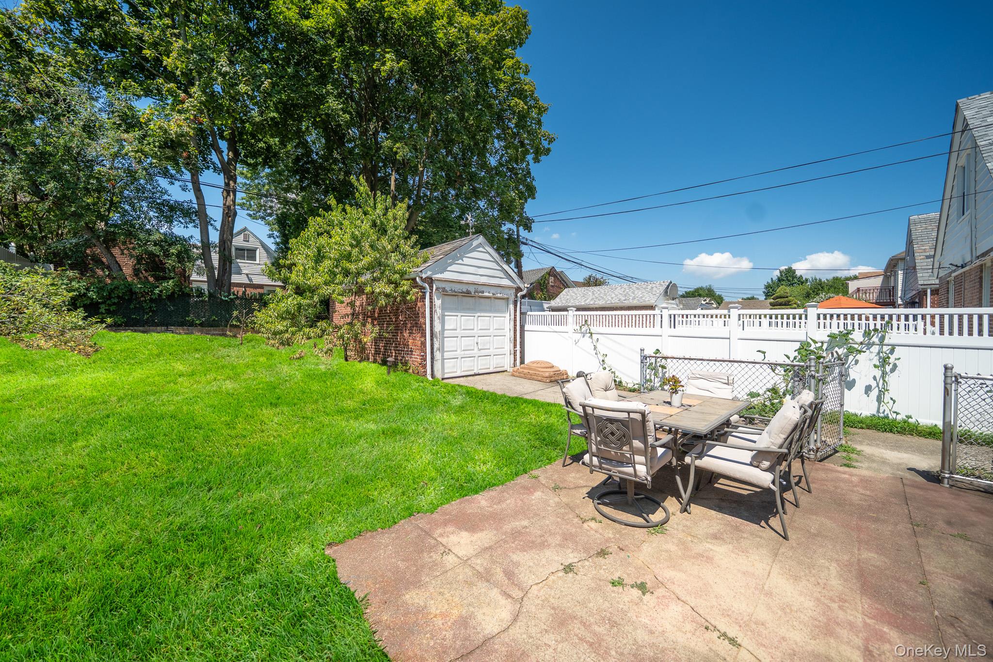 75-22 186th Street, Fresh Meadows, NY 11366