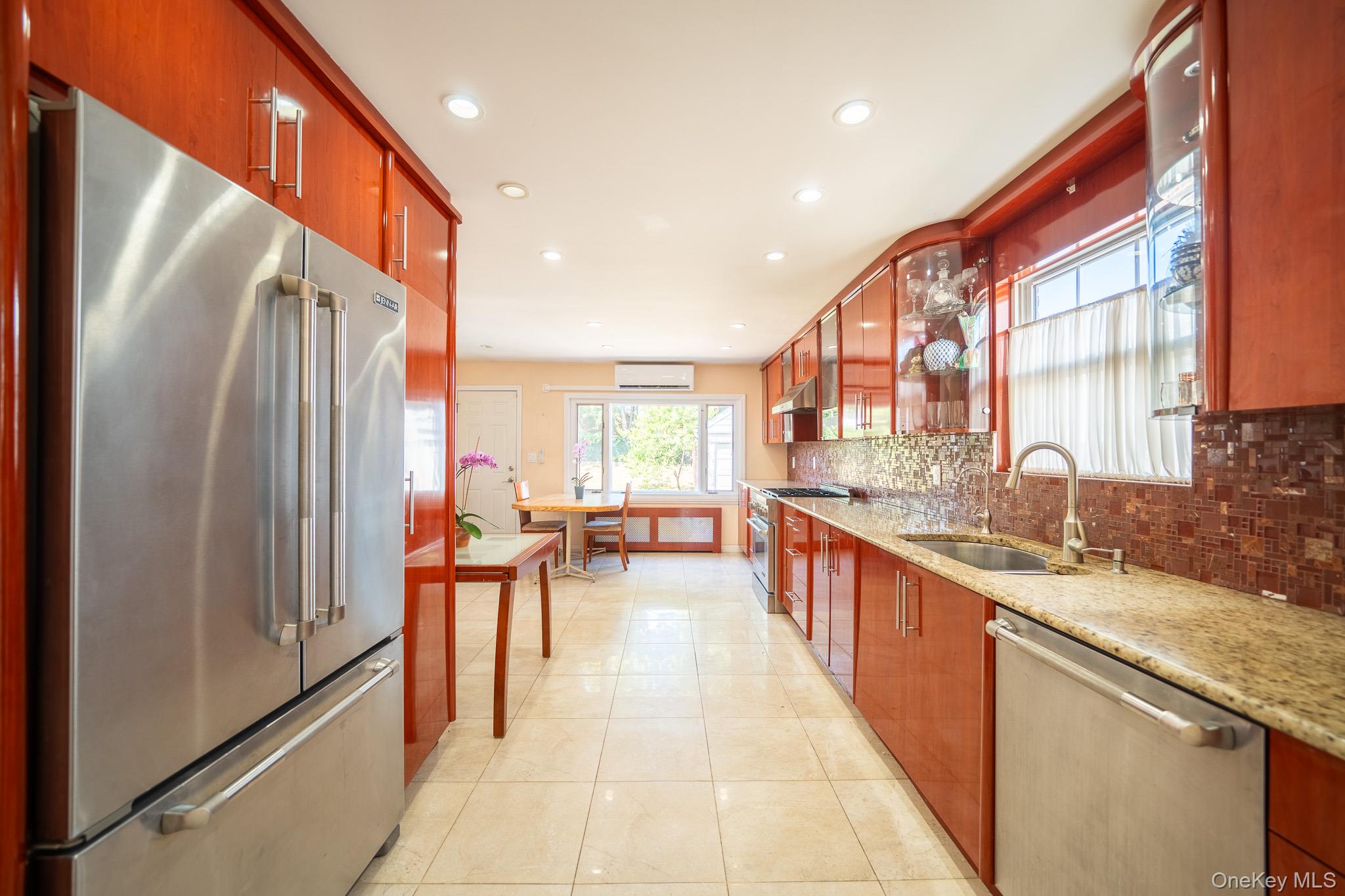 75-22 186th Street, Fresh Meadows, NY 11366