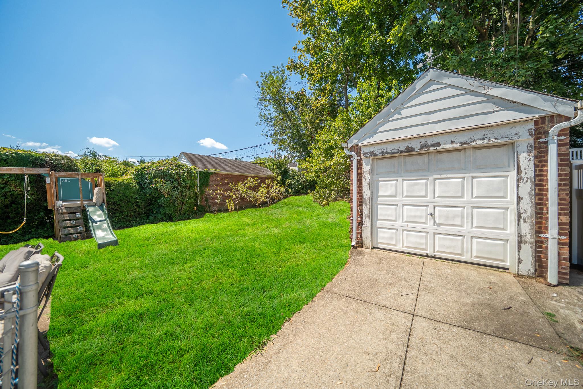 75-22 186th Street, Fresh Meadows, NY 11366