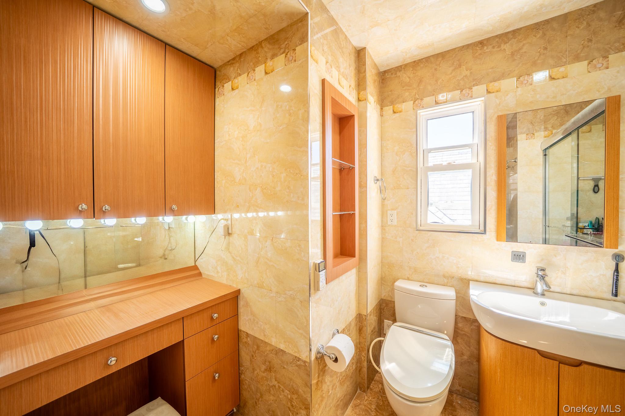 75-22 186th Street, Fresh Meadows, NY 11366