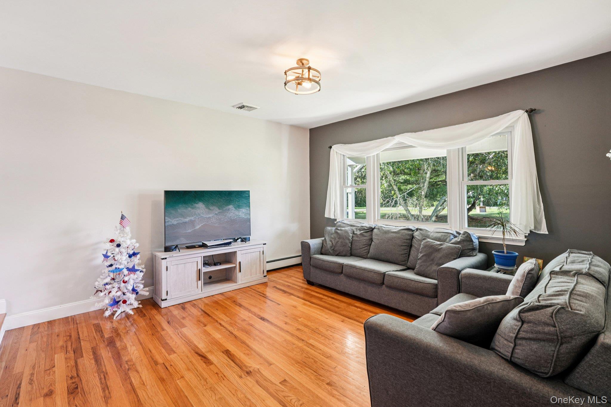 35 Schrempp Lane, Pine Bush, NY 12566