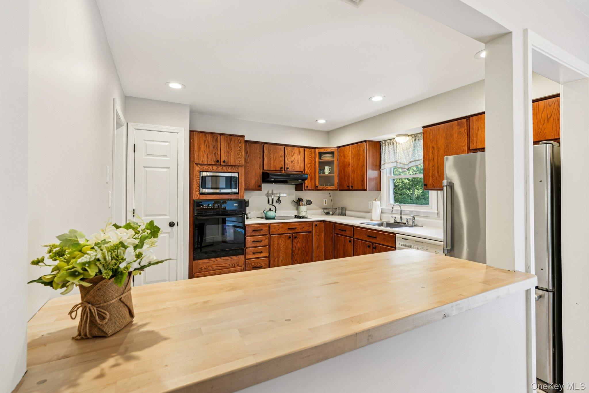 35 Schrempp Lane, Pine Bush, NY 12566