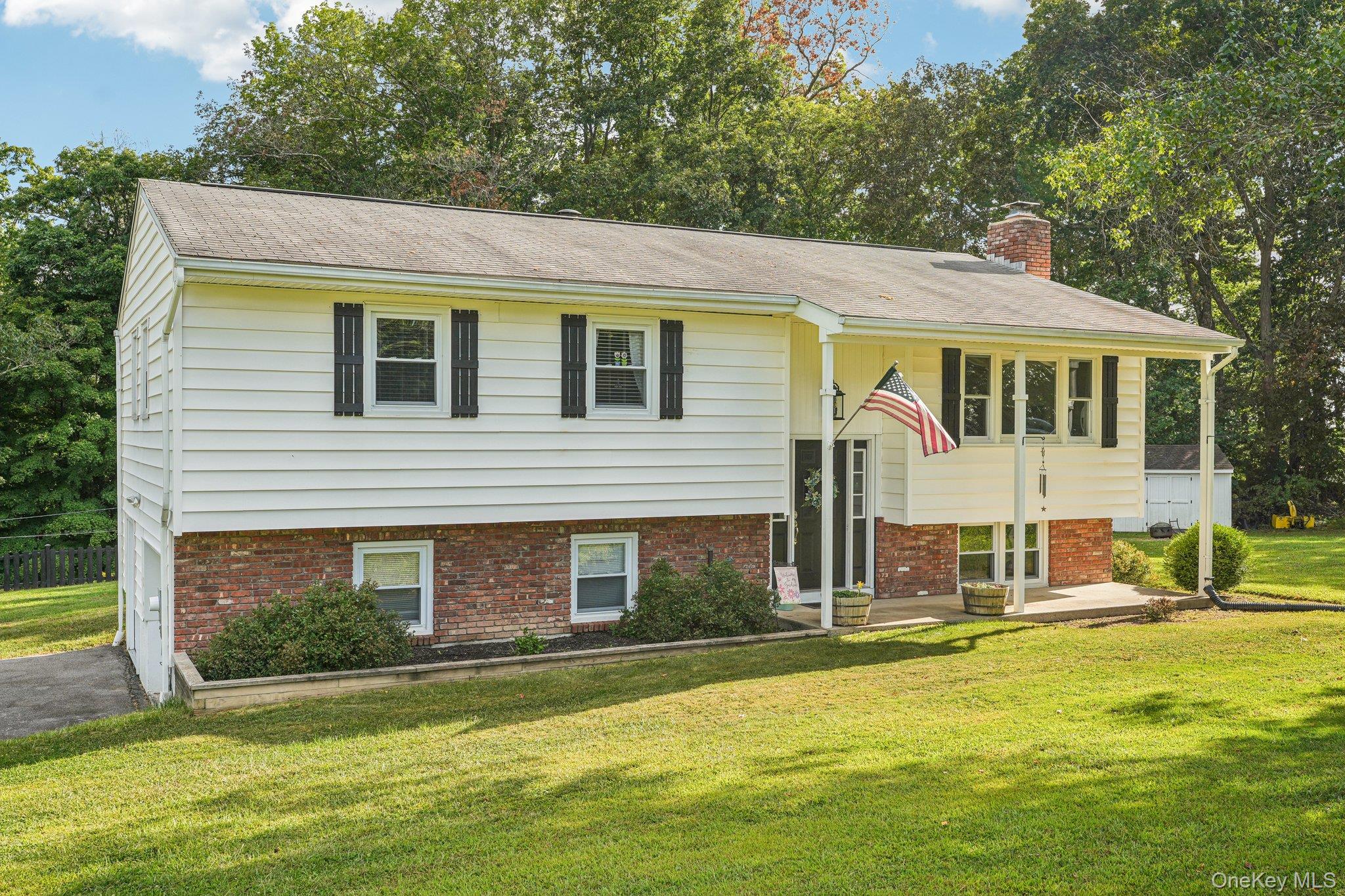 35 Schrempp Lane, Pine Bush, NY 12566