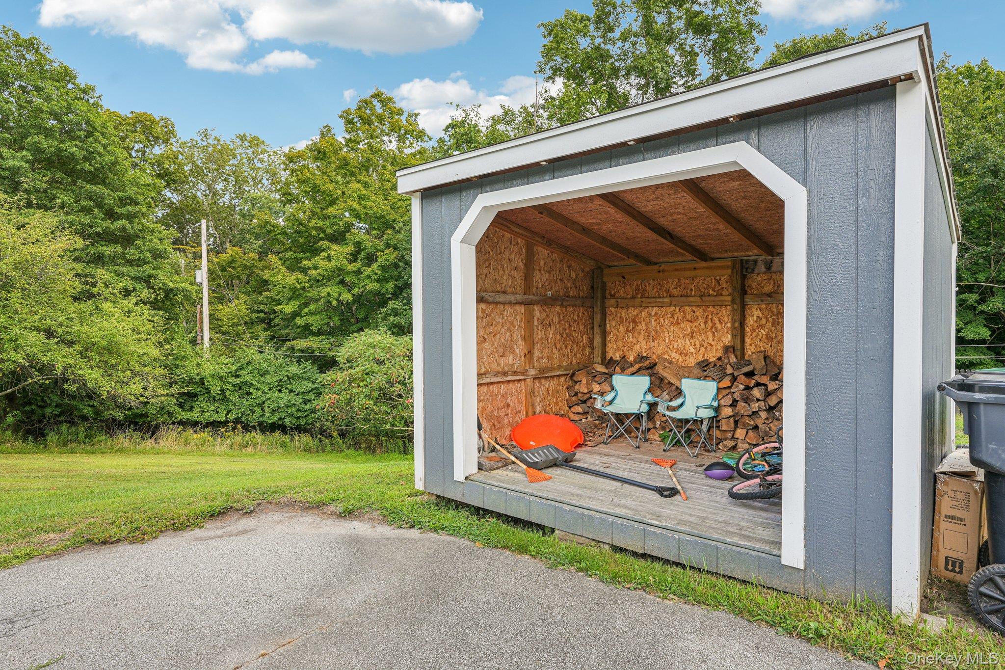 35 Schrempp Lane, Pine Bush, NY 12566