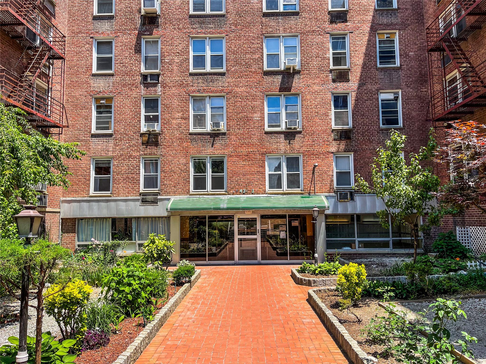 43-43 kissena blvd # 601, Flushing, NY 11355